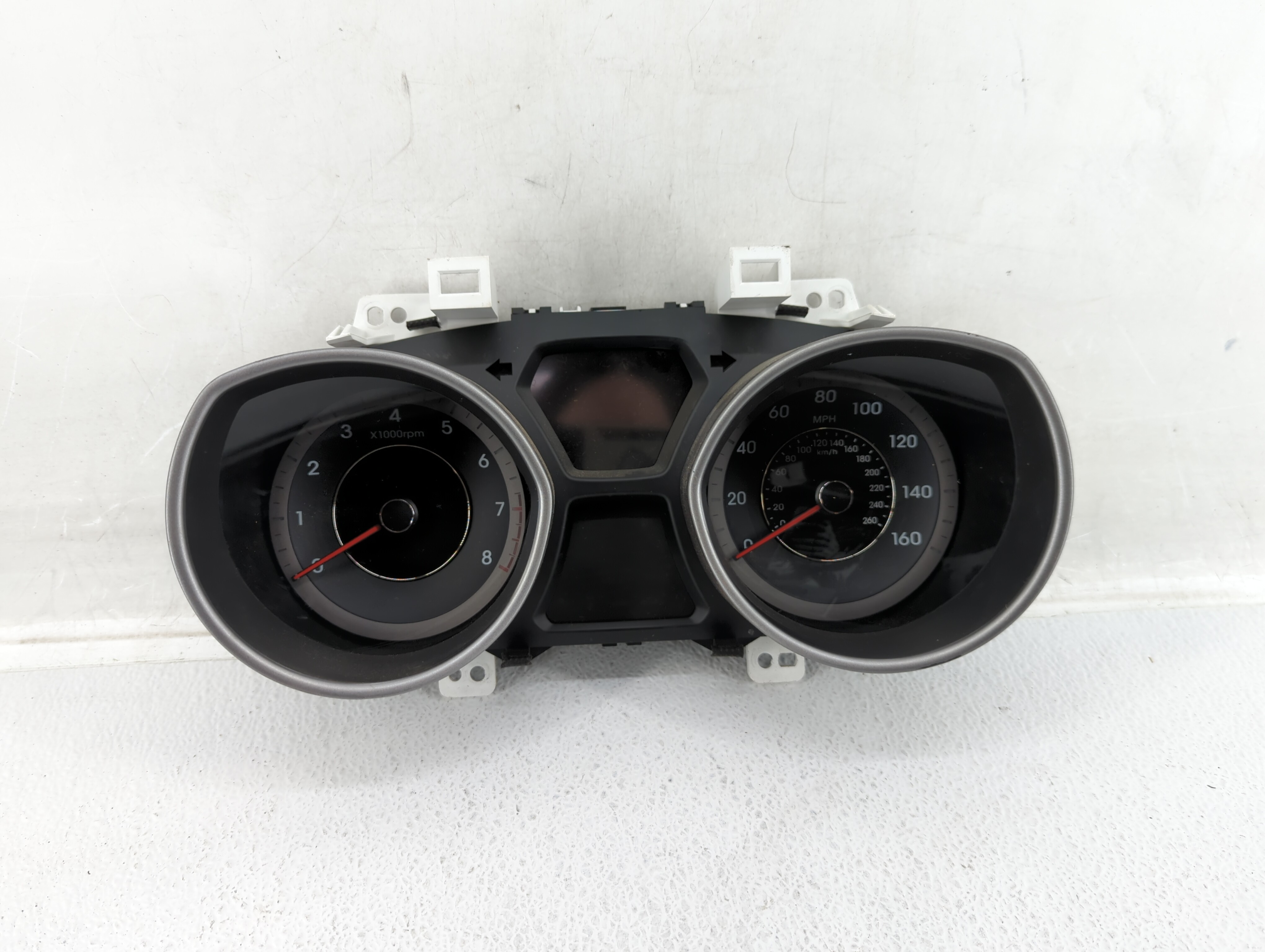 2013-2013 Hyundai Elantra Speedometer Instrument Cluster Gauges 525397 - Oemusedautoparts1.com