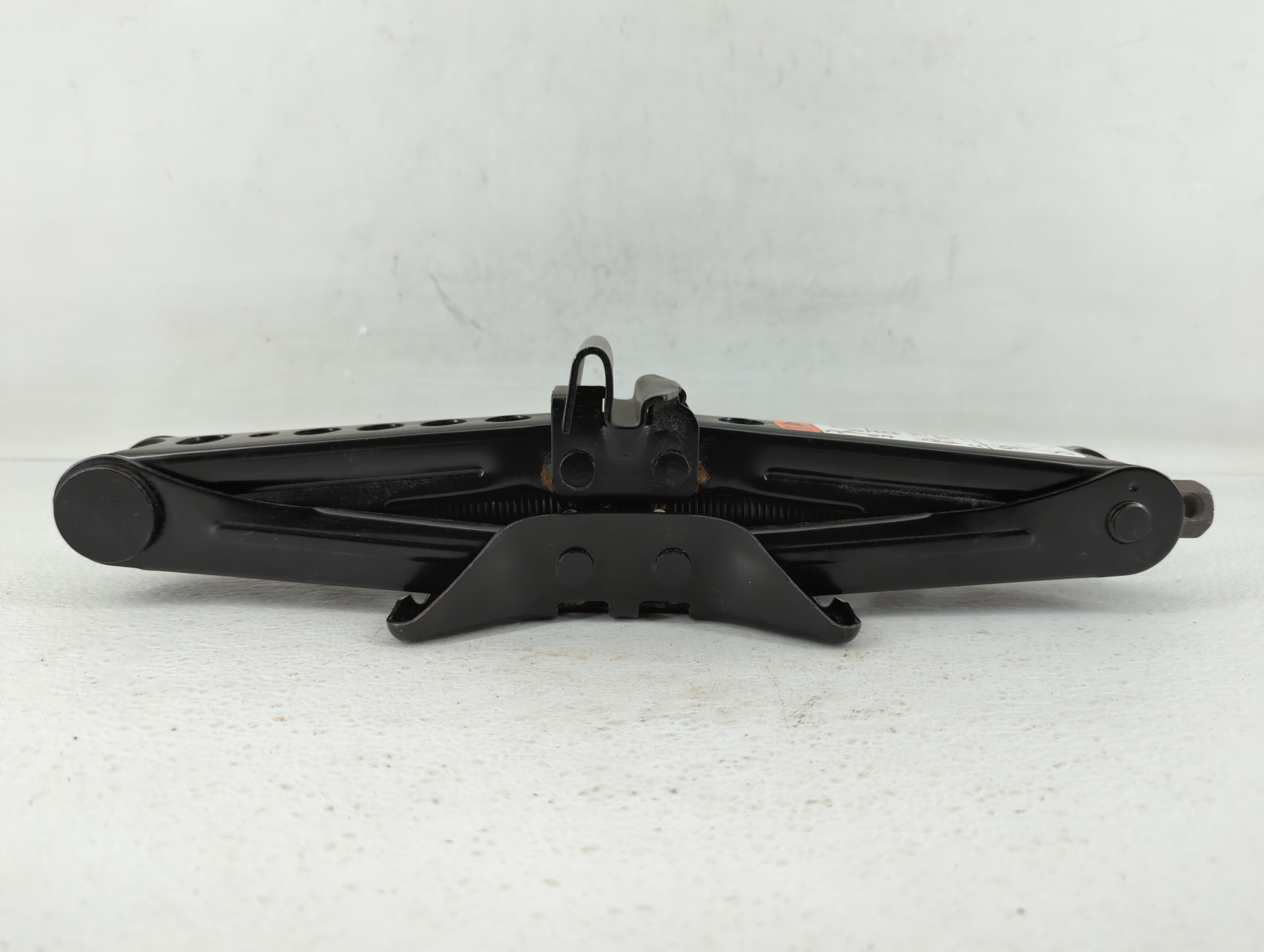2018 Ford Focus Spare Scissor Car Jack 527375 - Oemusedautoparts1.com