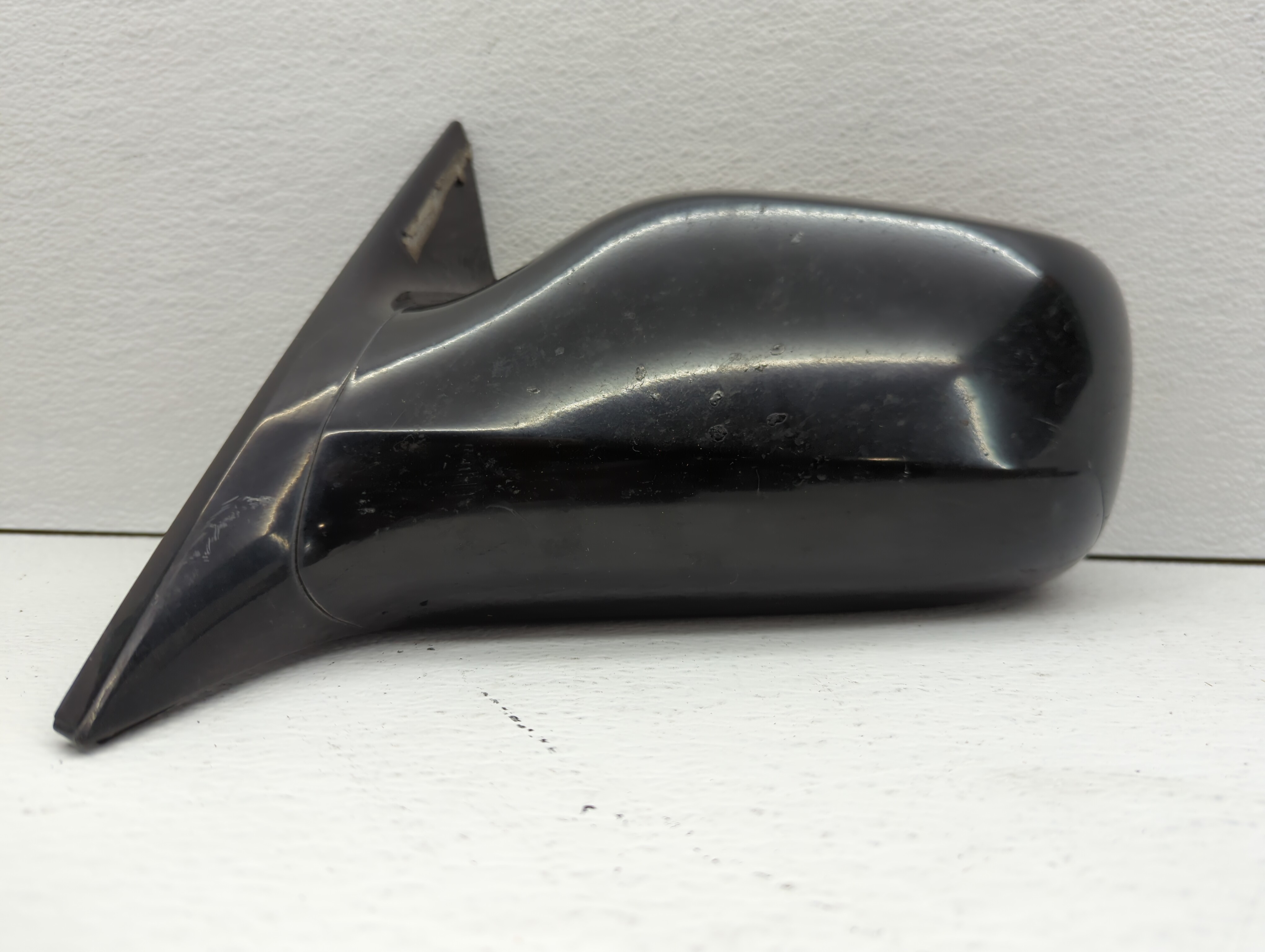 2005-2010 Toyota Avalon Driver Left Side View Power Door Mirror 527779 - Oemusedautoparts1.com