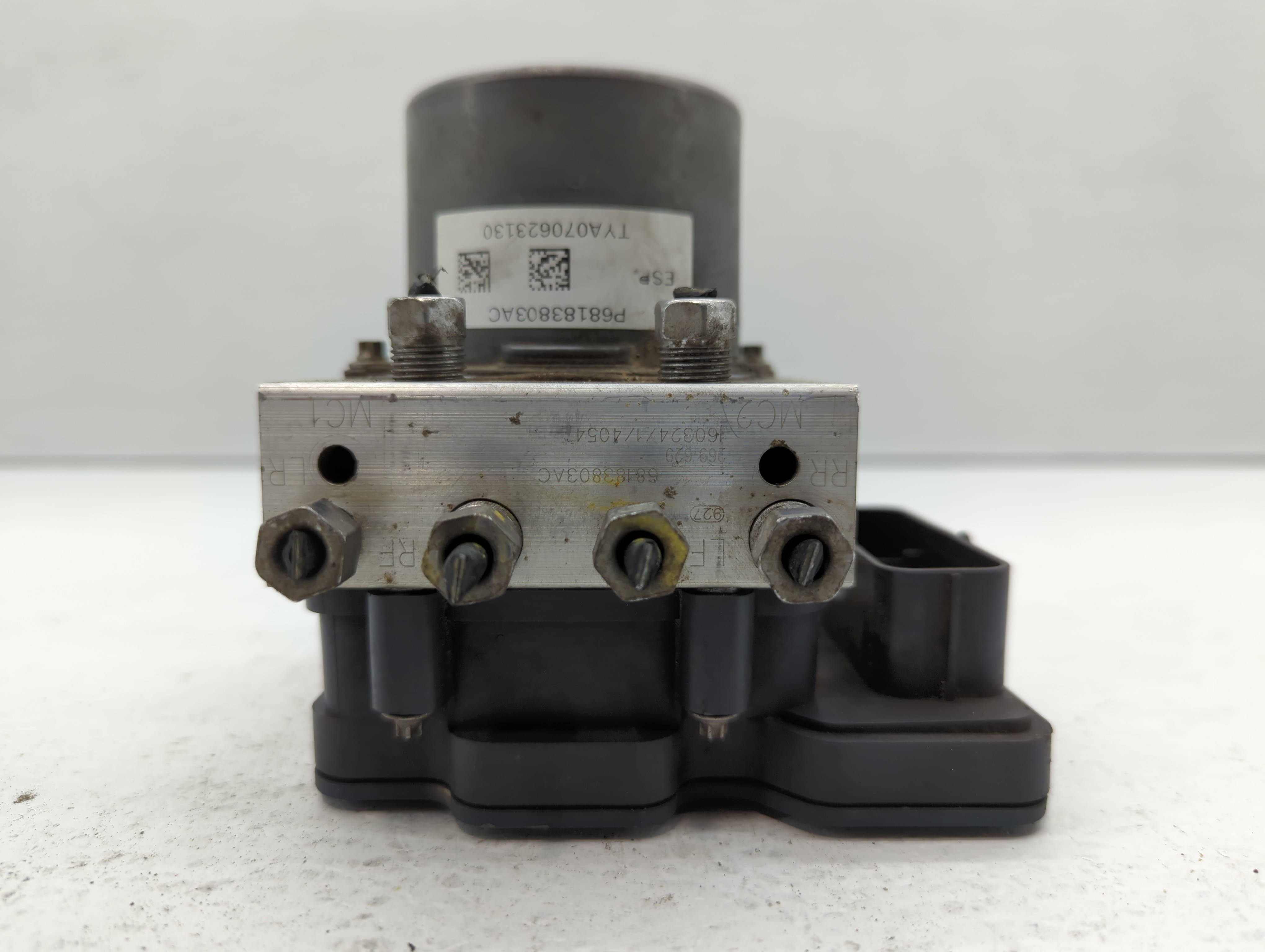 Picture of Dodge Caravan Abs Pump Control Module 528150