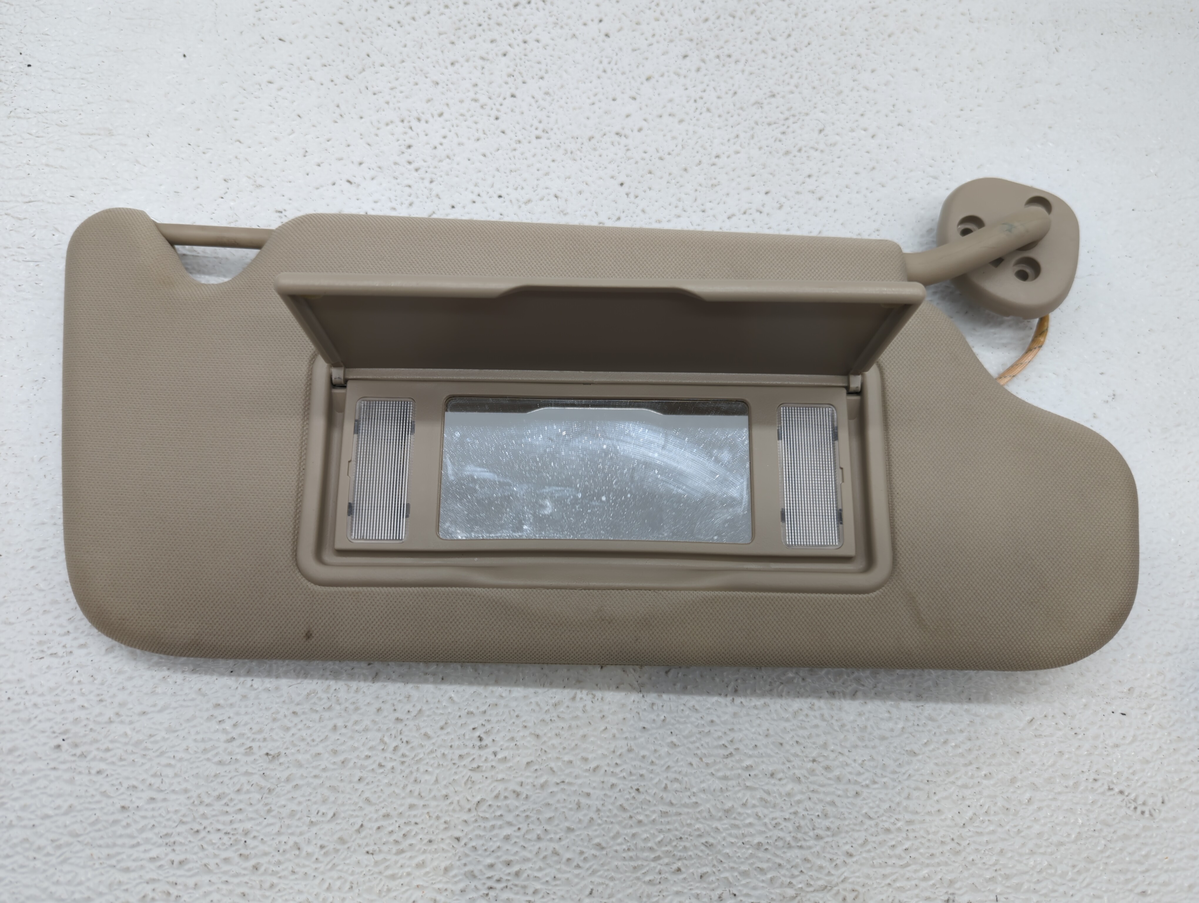 Picture of 2006-2016 Chevrolet Impala Passenger Sun Visor Mirror Right Sunvisor 532440