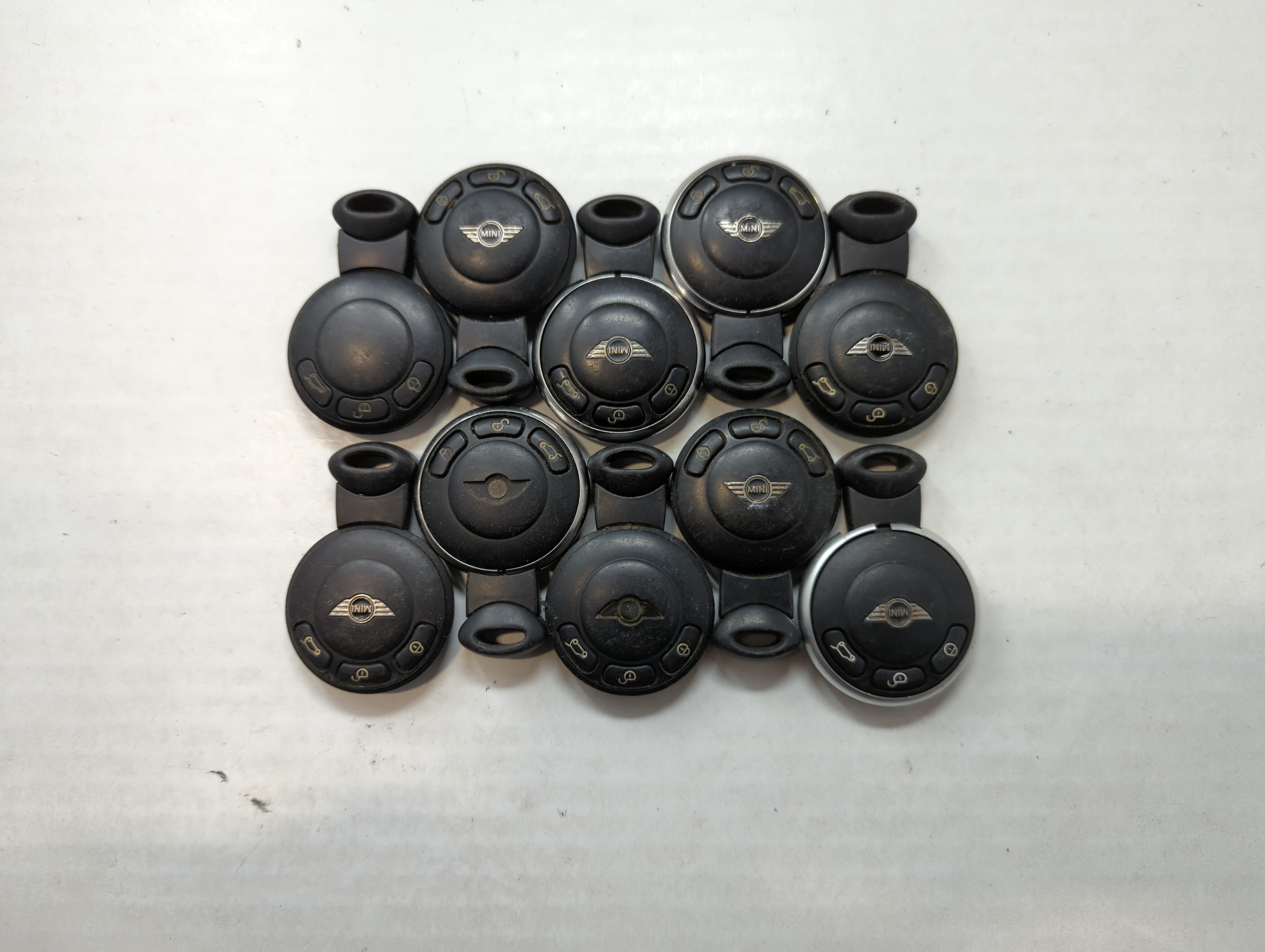 Lot of 10 Mini Keyless Entry Remote Fob MIXED FCC IDS MIXED PART NUMBERS 533681 - Oemusedautoparts1.com