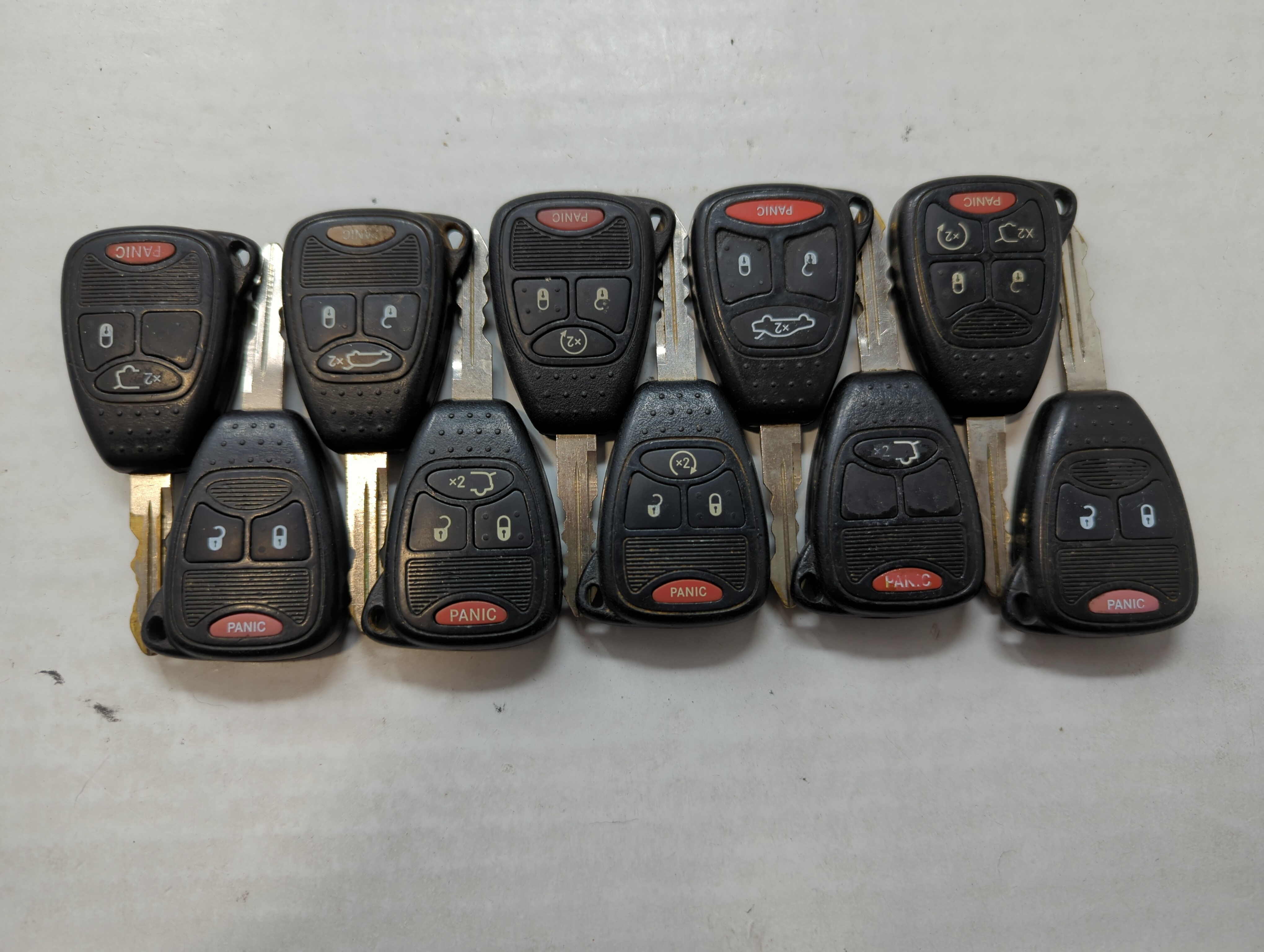 Lot of 10 Jeep Keyless Entry Remote Fob OHT692715AA | M3N5WY72XX | 533781 - Oemusedautoparts1.com