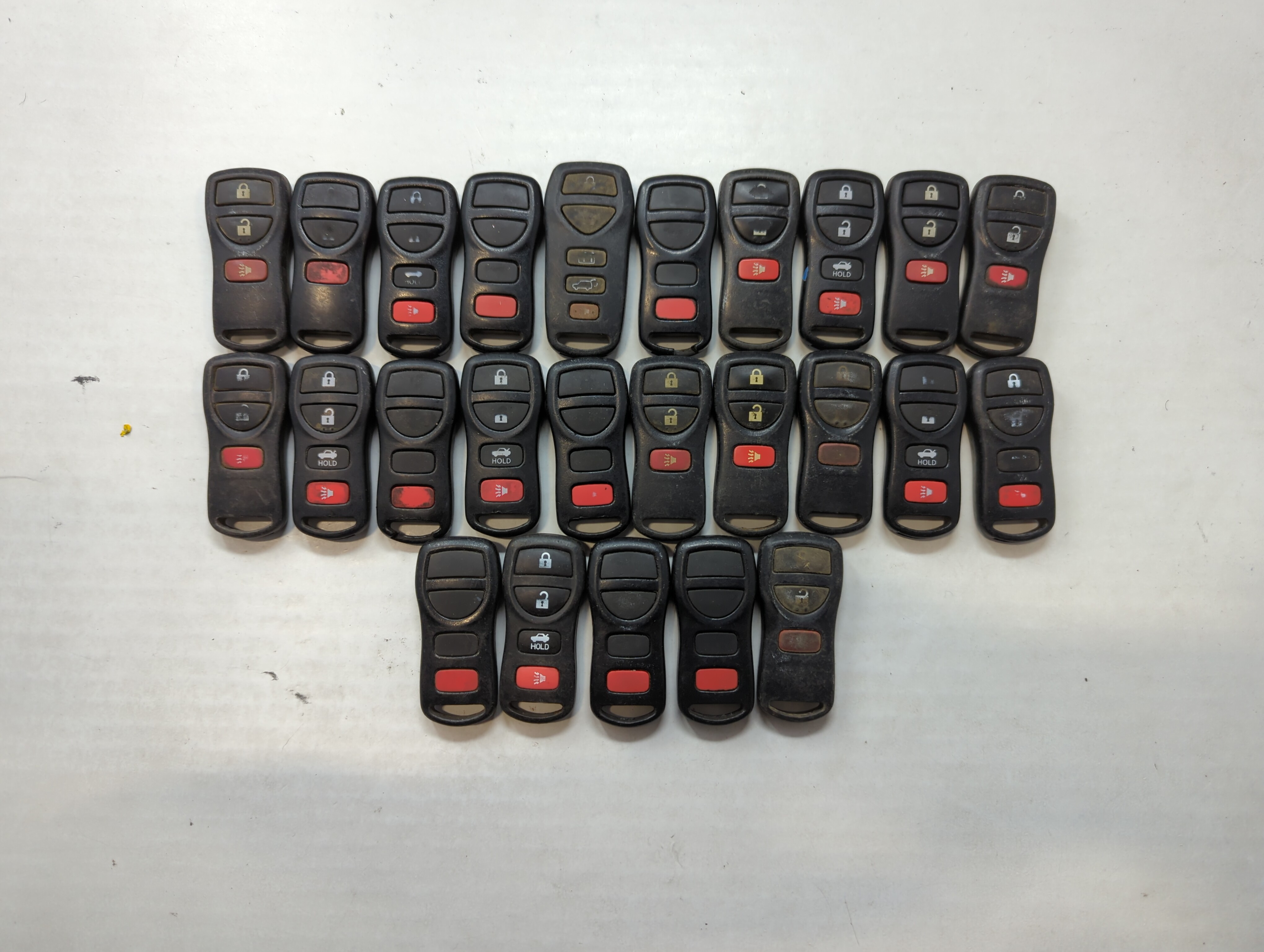 Lot of 25 Nissan Keyless Entry Remote Fob CWTWB1U821 | CWTWB1U733 | 533929 - Oemusedautoparts1.com