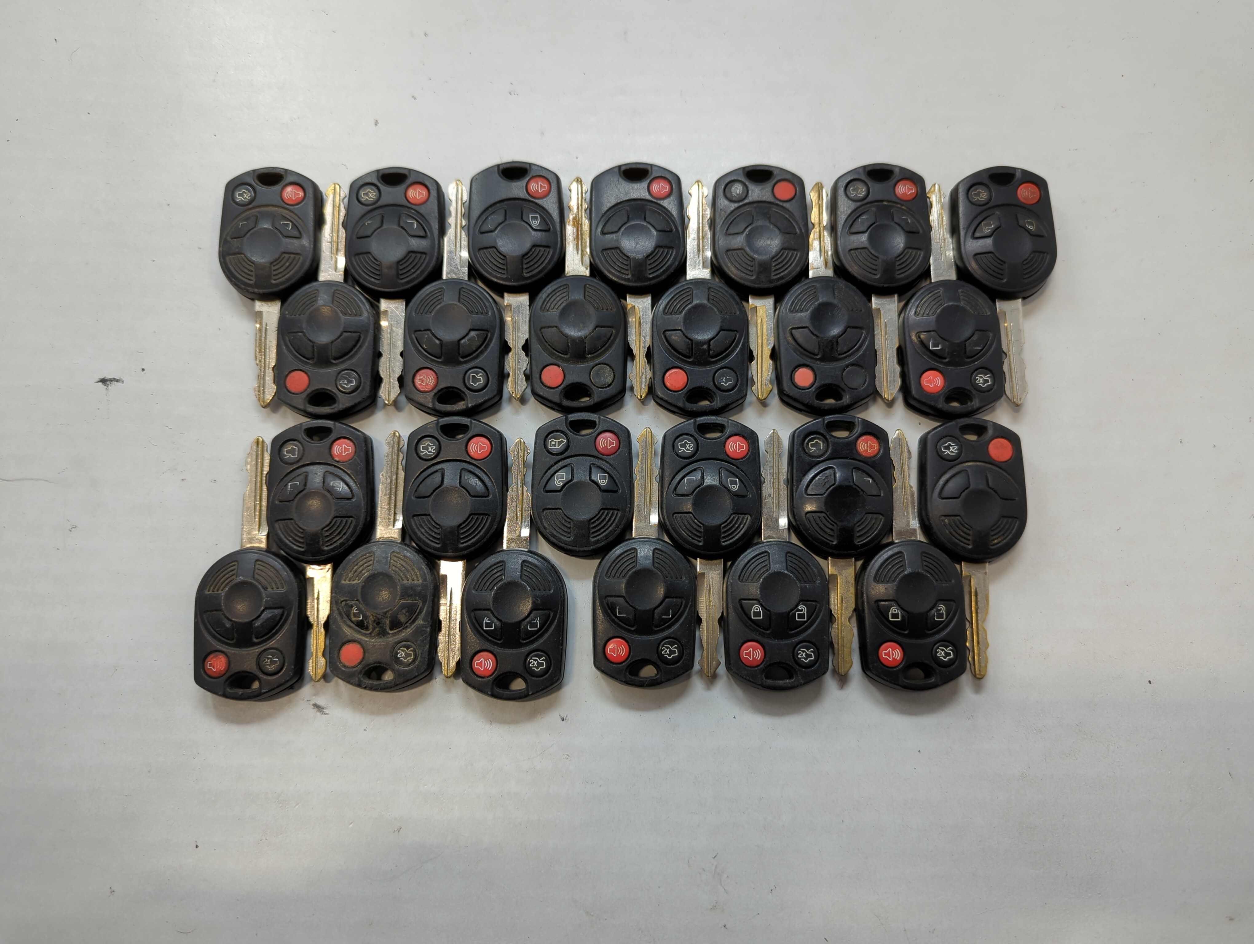 Lot of 25 Ford Keyless Entry Remote Fob OUCD6000022 | CWTWB1U722 MIXED 534784 - Oemusedautoparts1.com