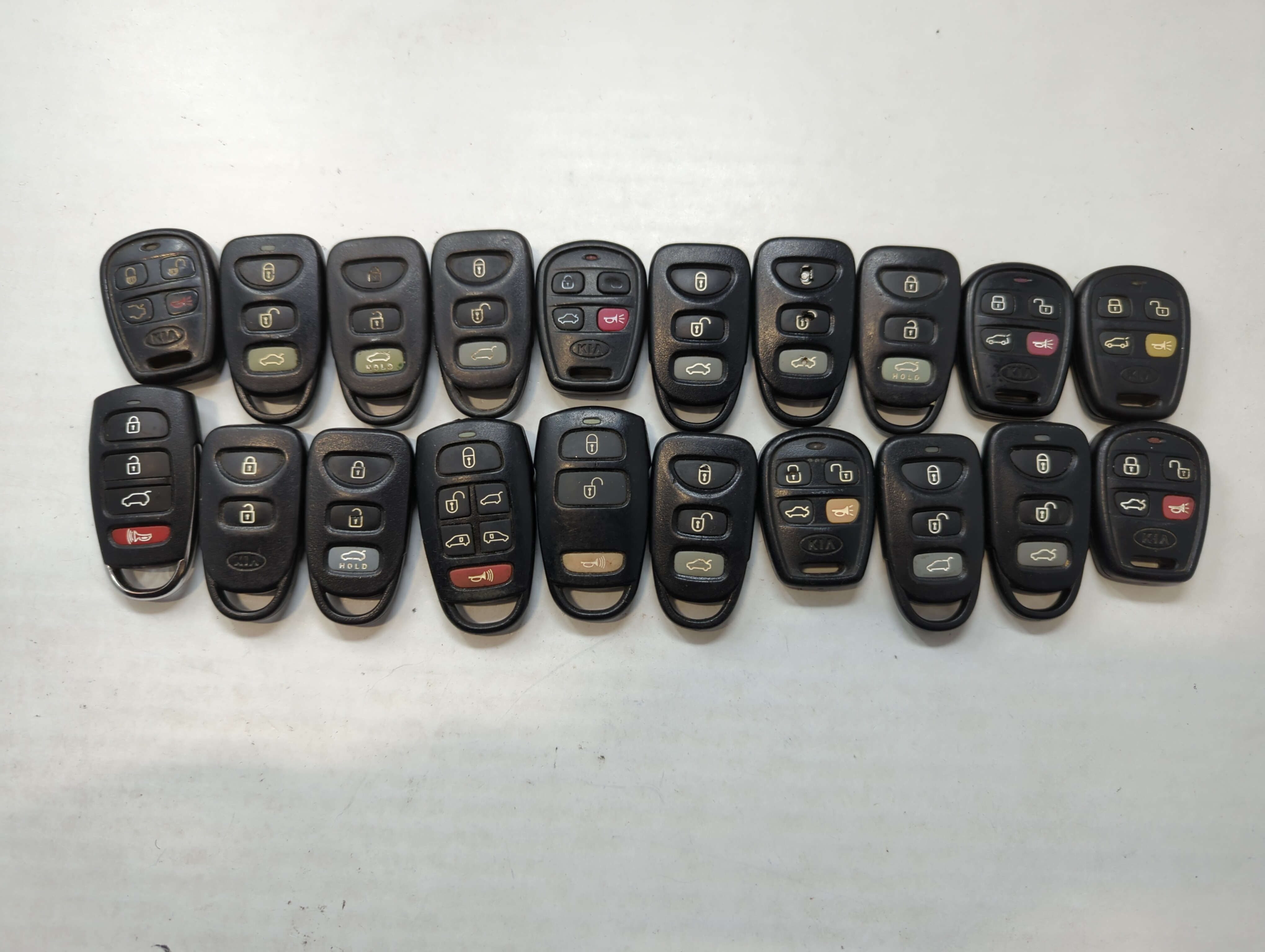 Lot of 20 Kia Keyless Entry Remote Fob MIXED FCC IDS MIXED PART NUMBERS 534958 - Oemusedautoparts1.com