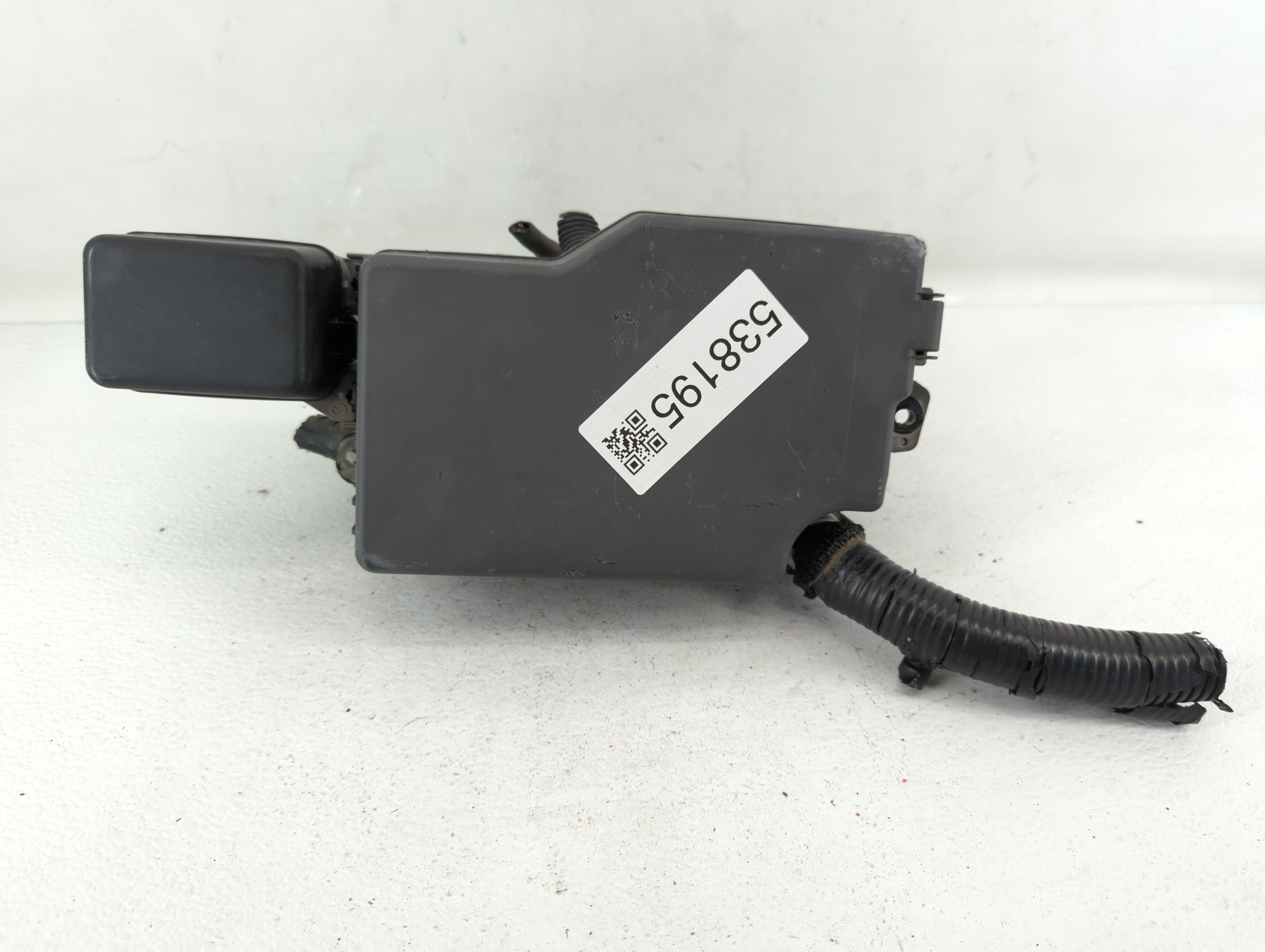 2013 Mazda 3 Fusebox Fuse Box Relay Module Bfd2-66761 538195 - Oemusedautoparts1.com