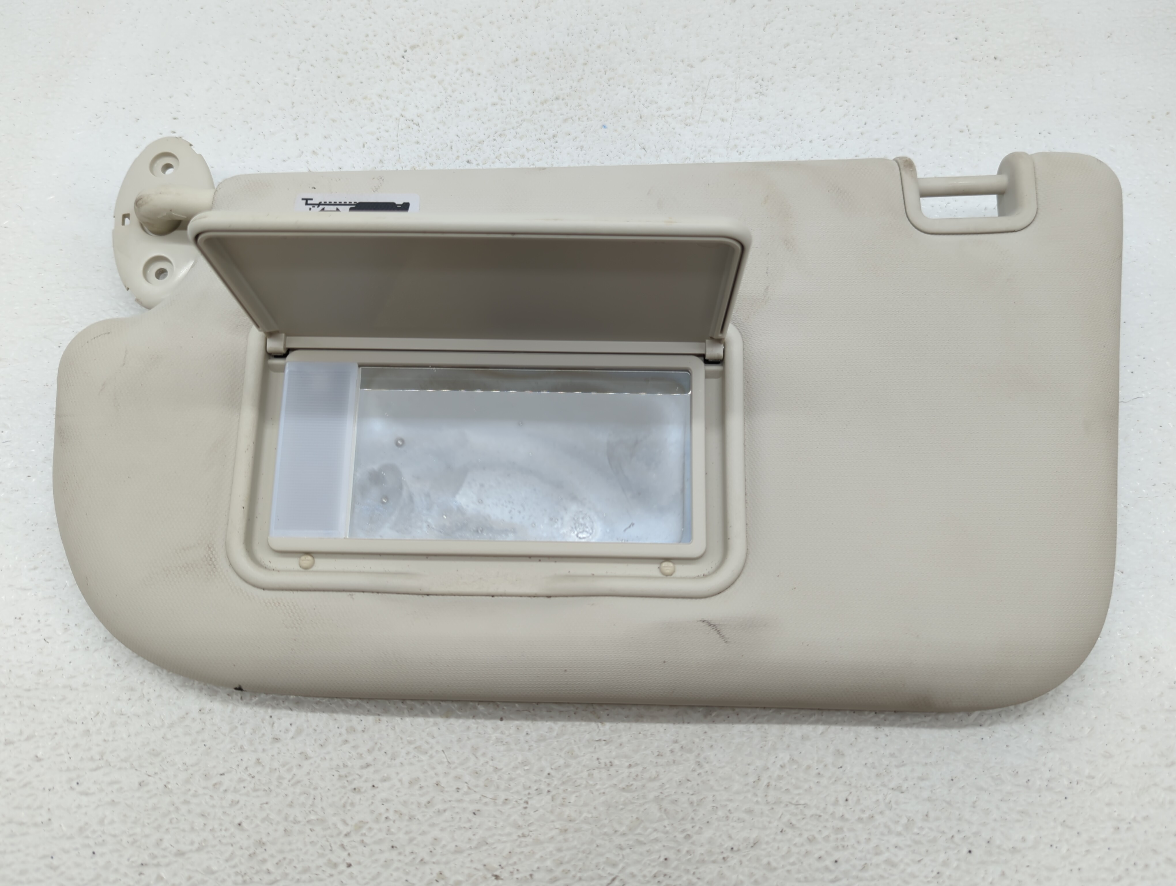 Picture of 2013-2019 Ford Escape Driver Sun Visor Mirror Left Sunvisor Cream 539557