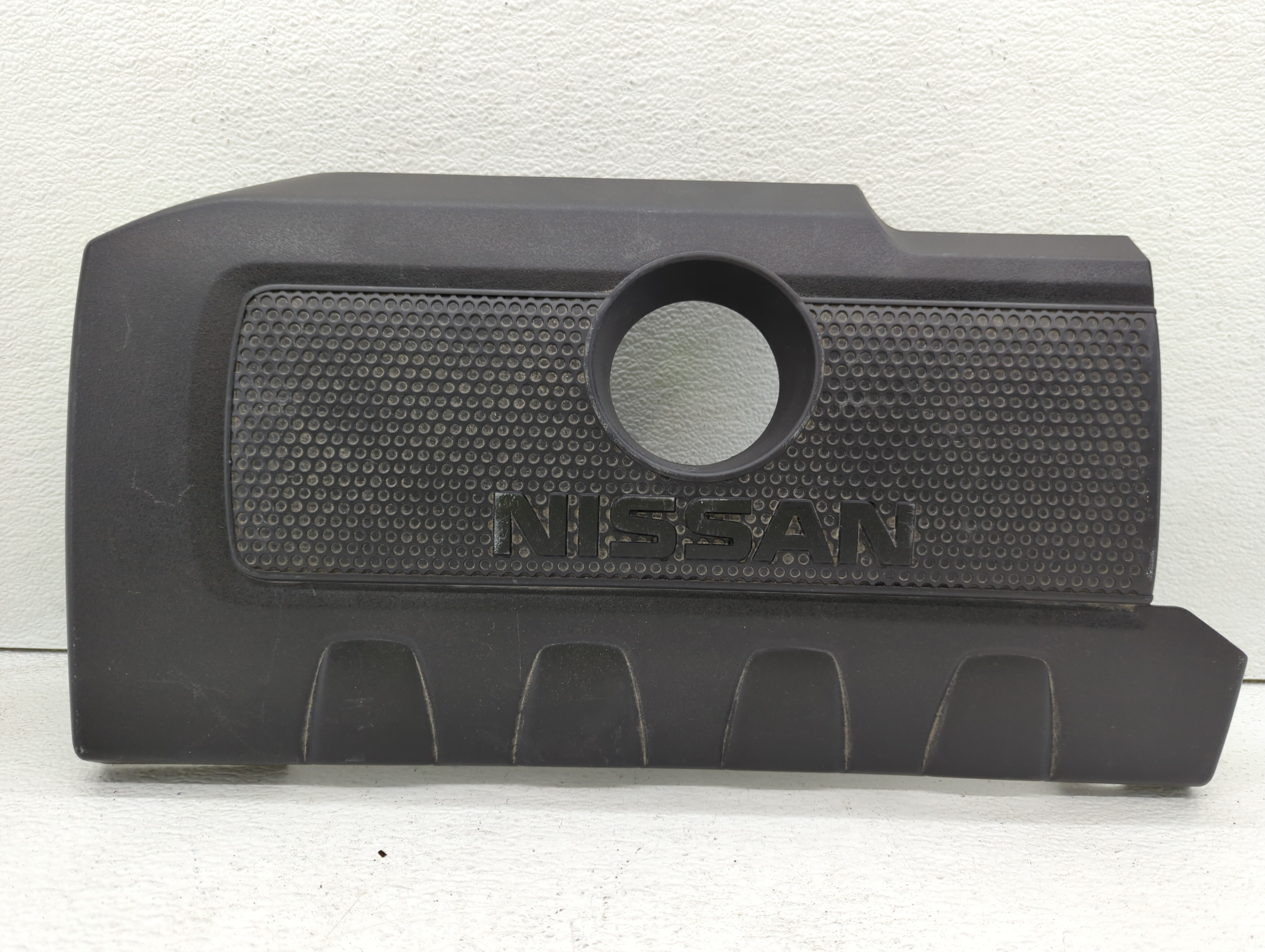 Picture of 2015 Nissan Sentra Engine Cover 540786