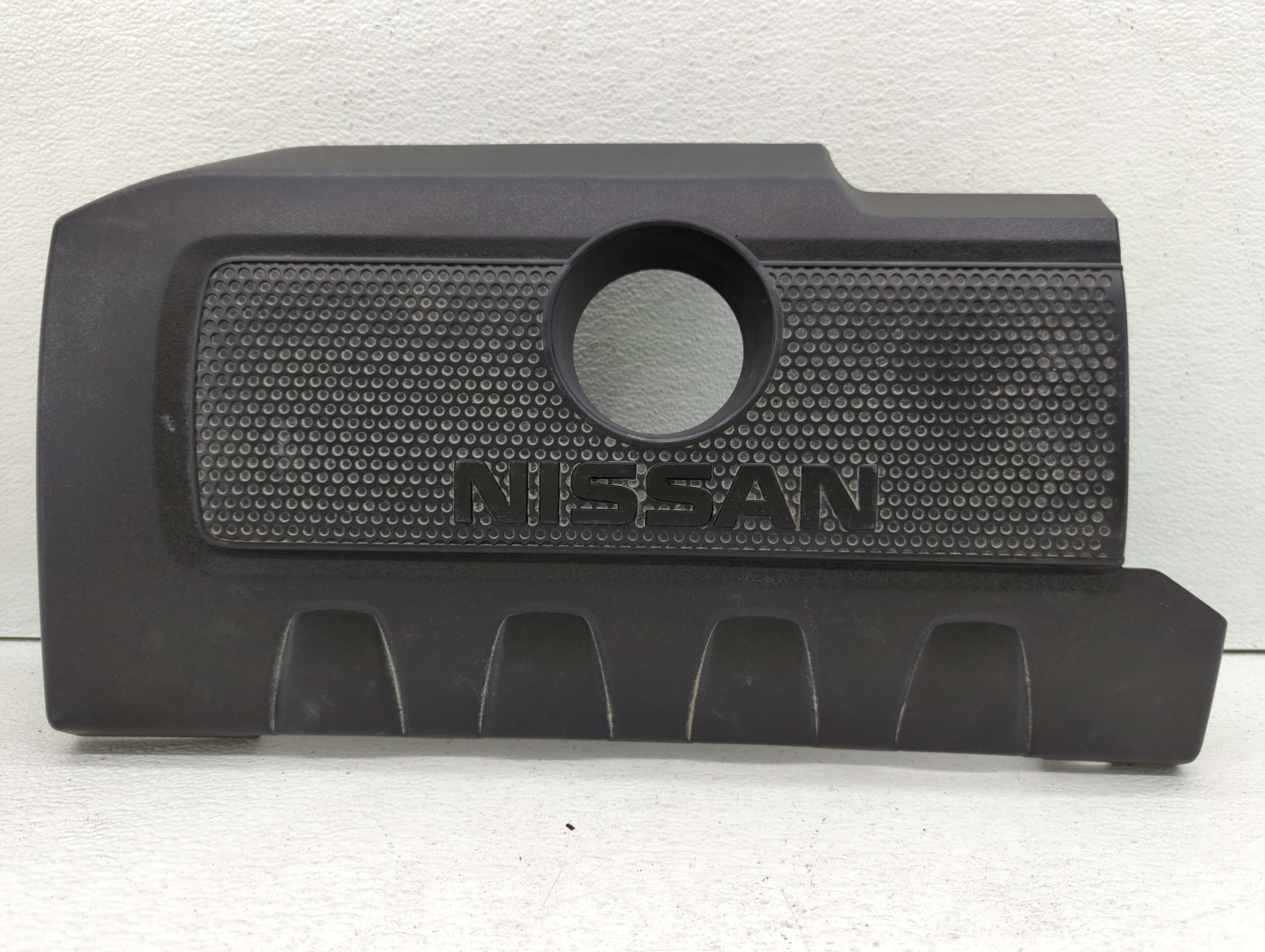 Picture of 2015 Nissan Sentra Engine Cover 540819