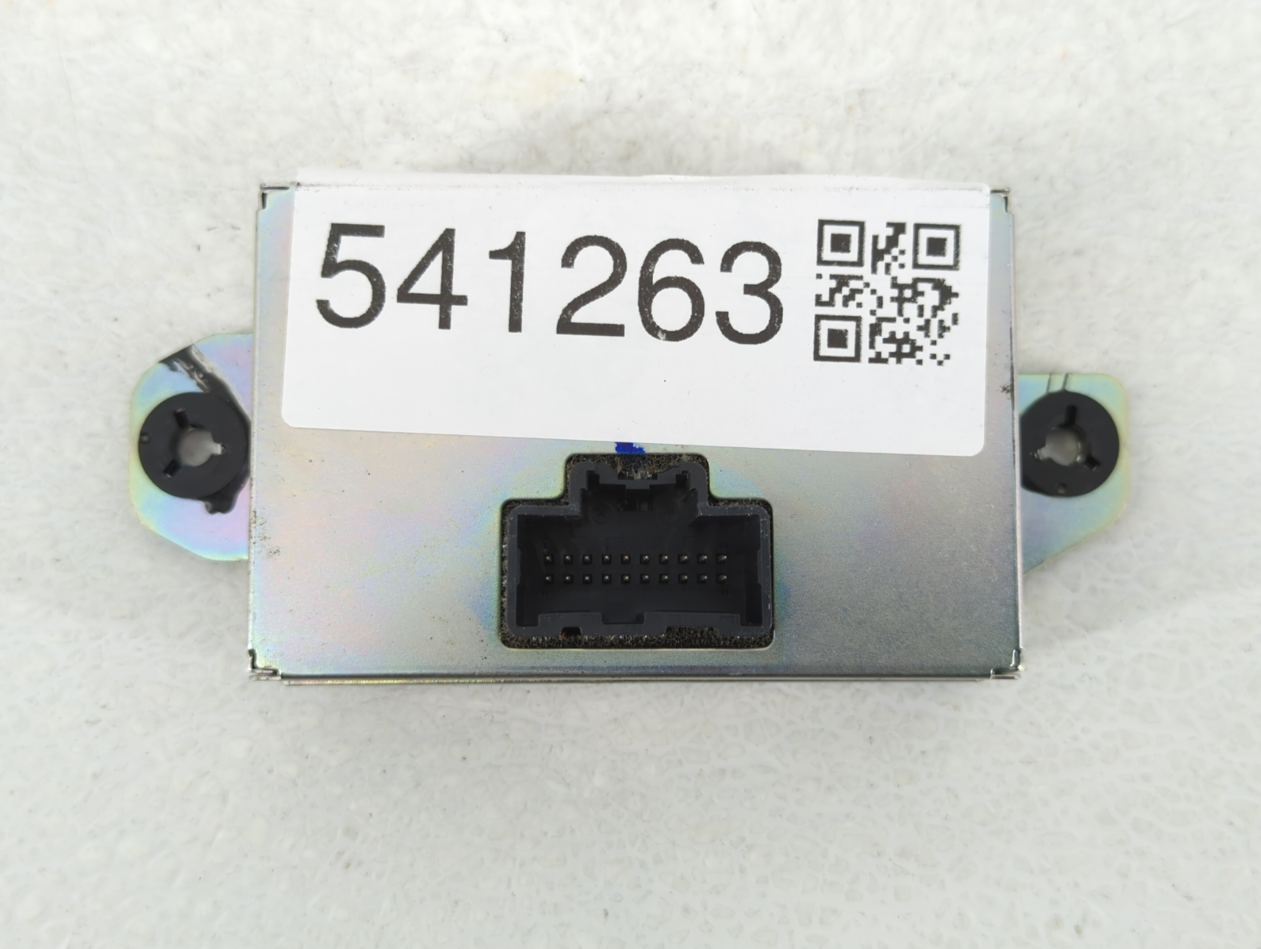 2013-2013 Chevrolet Equinox Chassis Control Module Ccm Bcm Body Control 541263 - Oemusedautoparts1.com