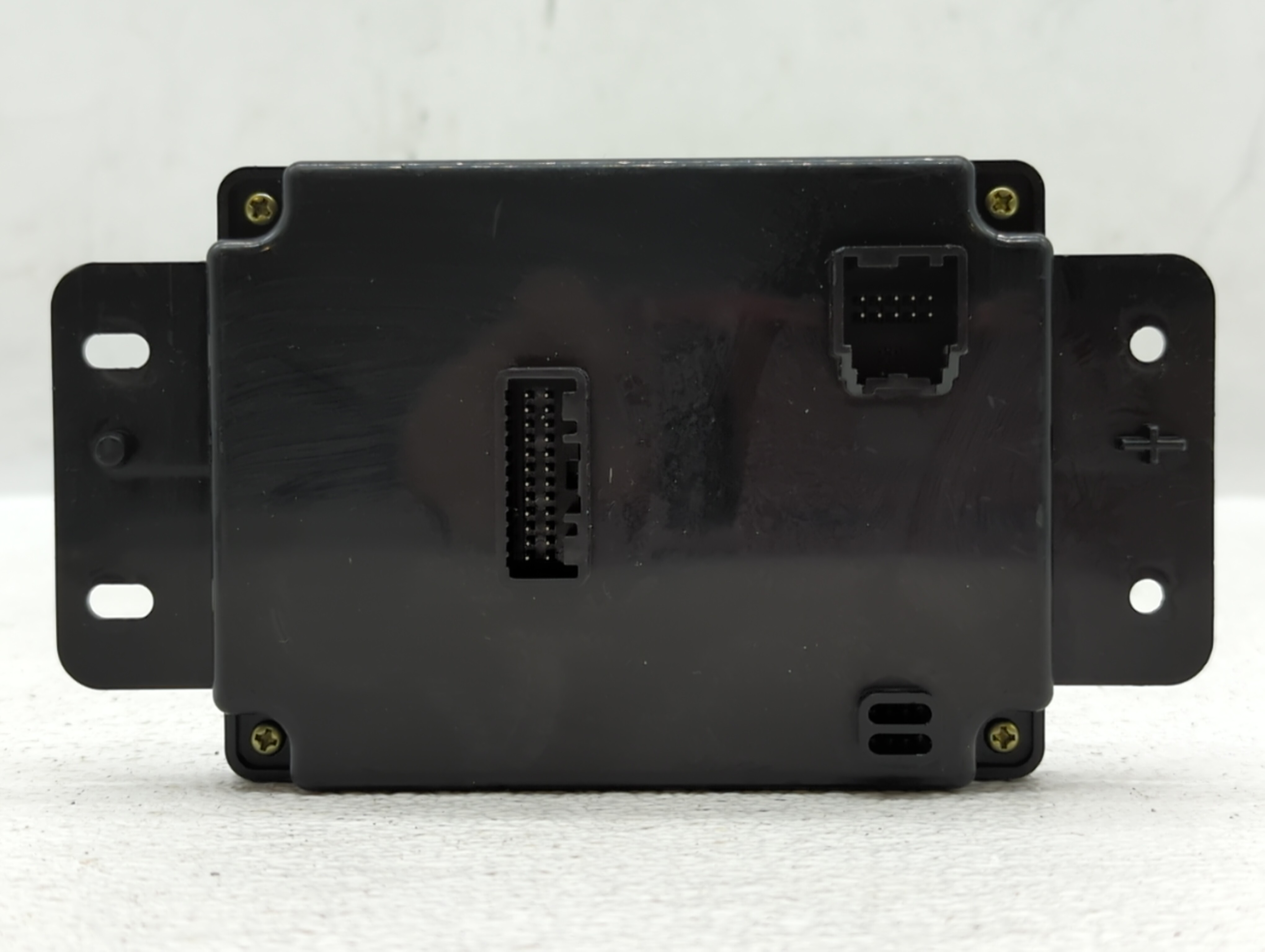 Picture of 2015 Dodge Journey Chassis Control Module Ccm Bcm Body Control 544140