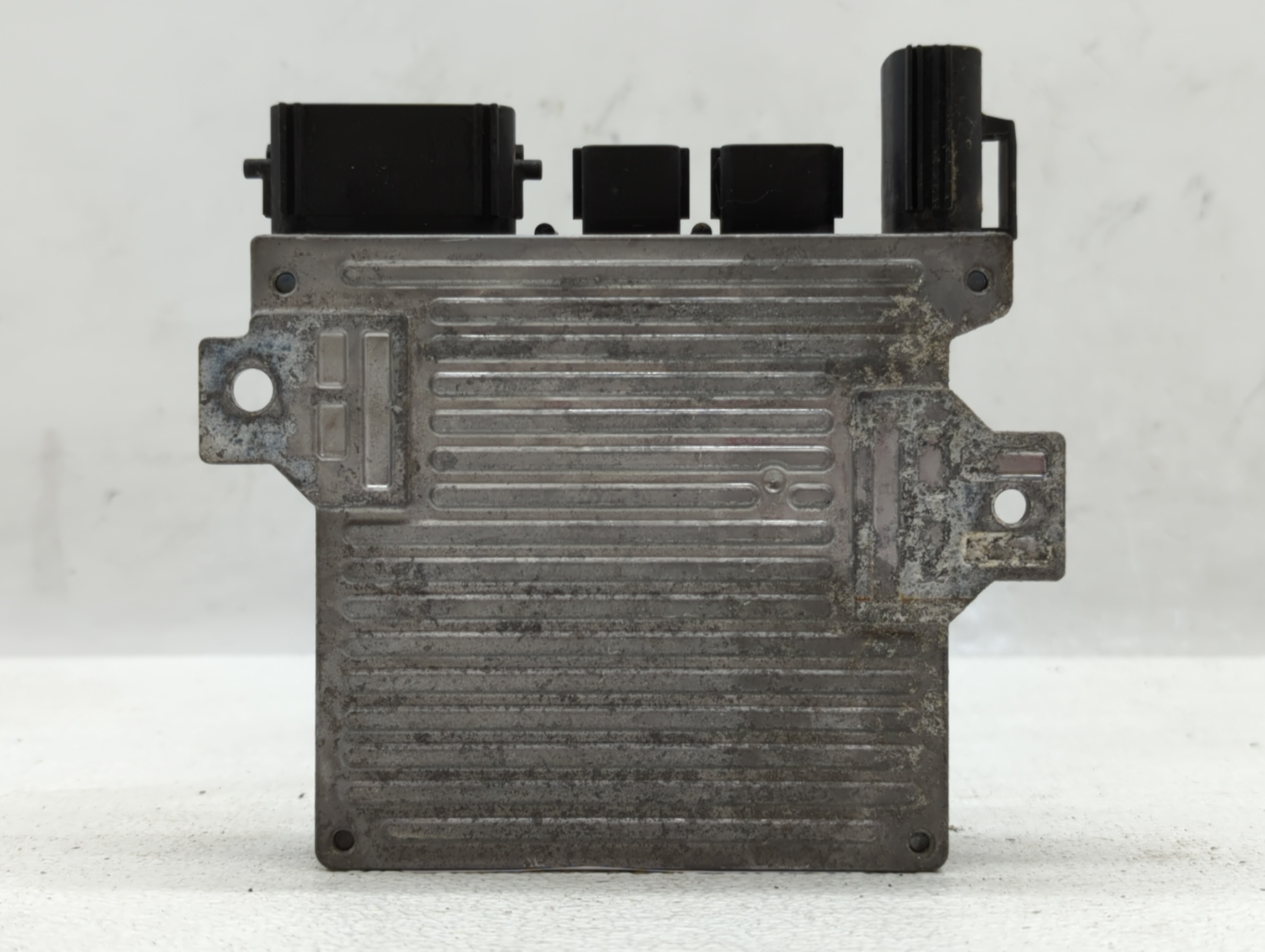Picture of 2014-2014 Subaru Forester Engine Computer Ecu Pcm Ecm Pcu Oem 545159