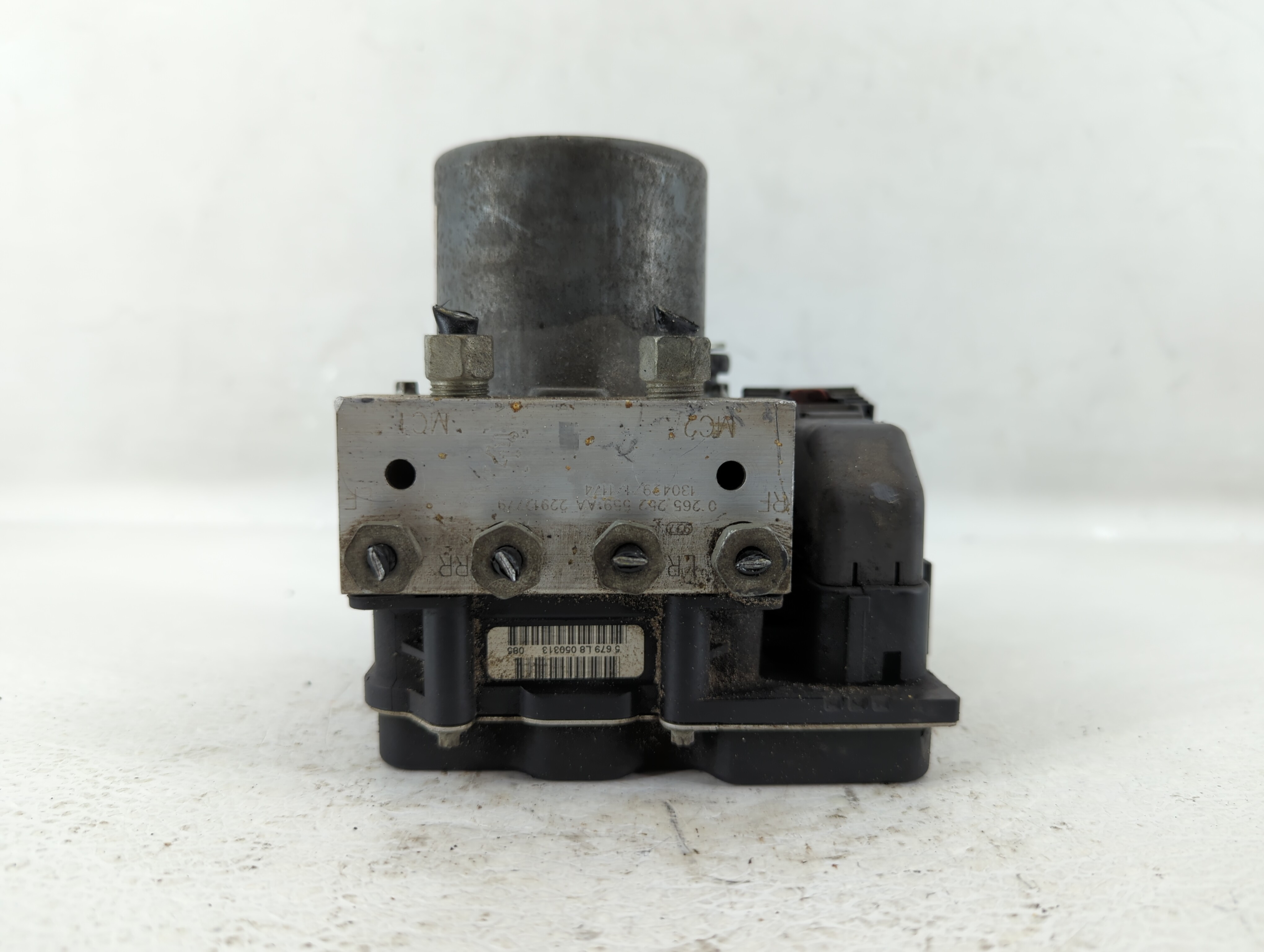 2017-2017 Chevrolet Traverse Abs Pump Control Module 545933 - Oemusedautoparts1.com