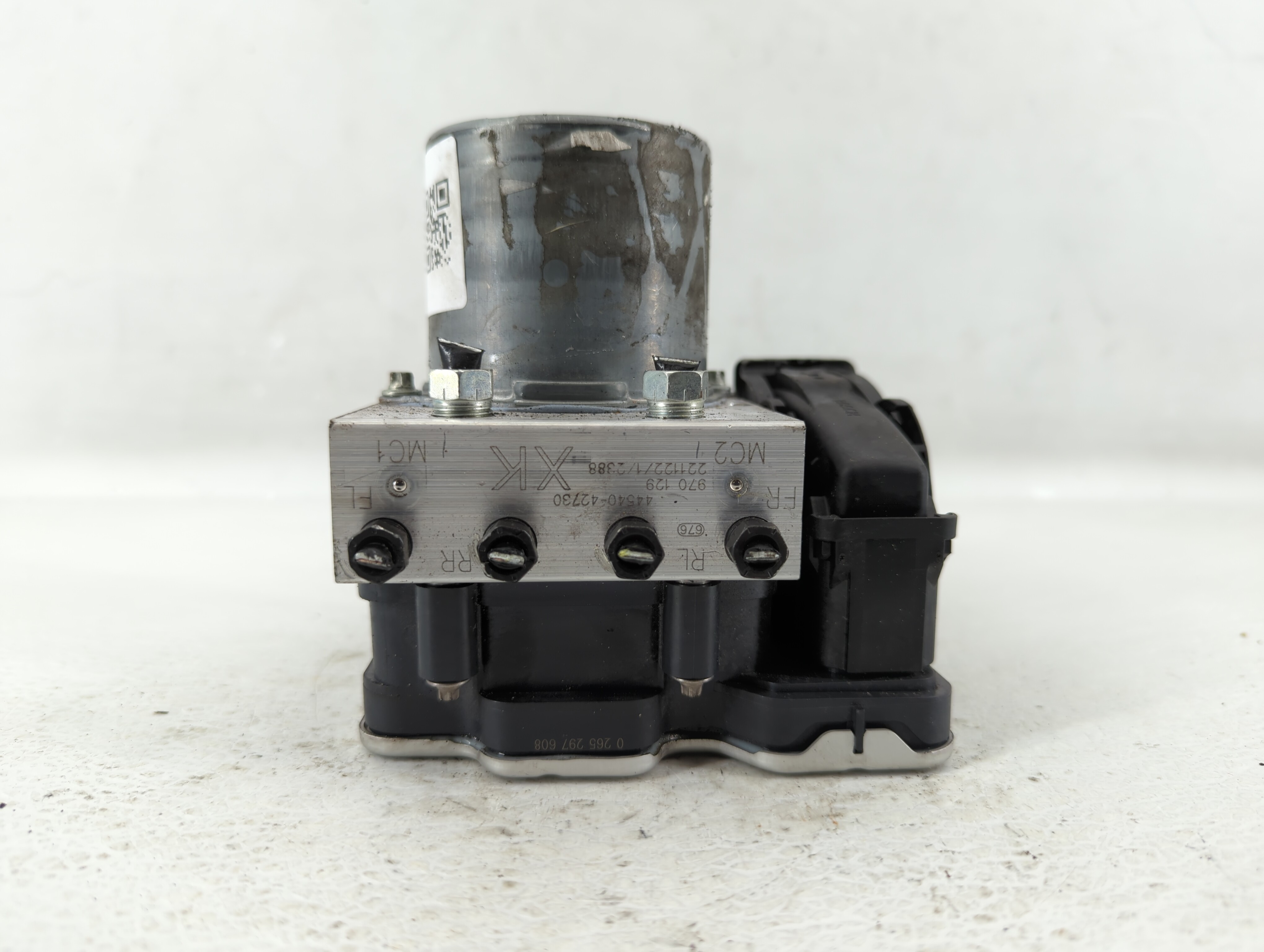 Picture of 2020-2022 Toyota Corolla Abs Pump Control Module 545980