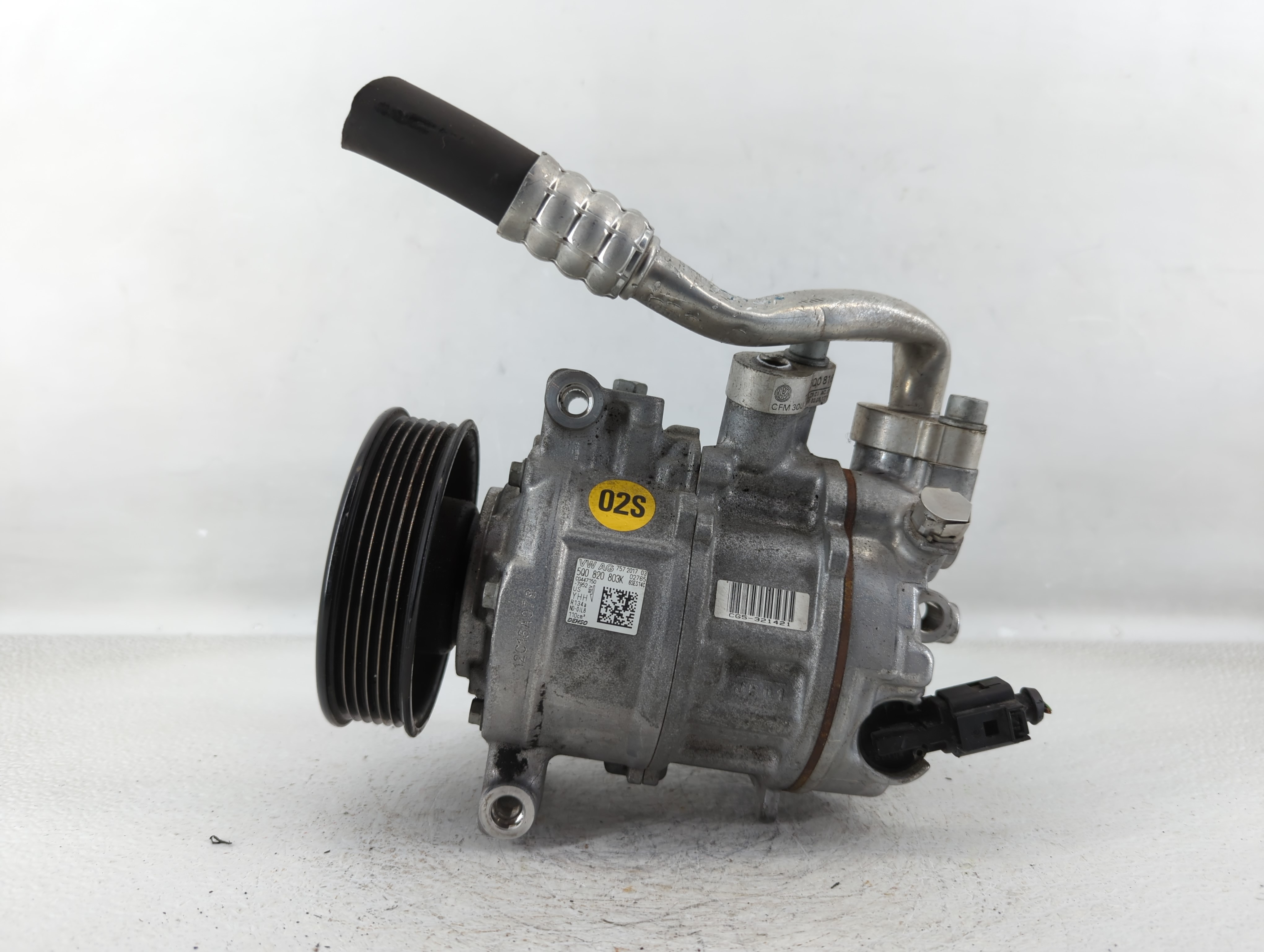 Picture of Volkswagen Golf Air Conditioning A/c Ac Compressor Oem 550046