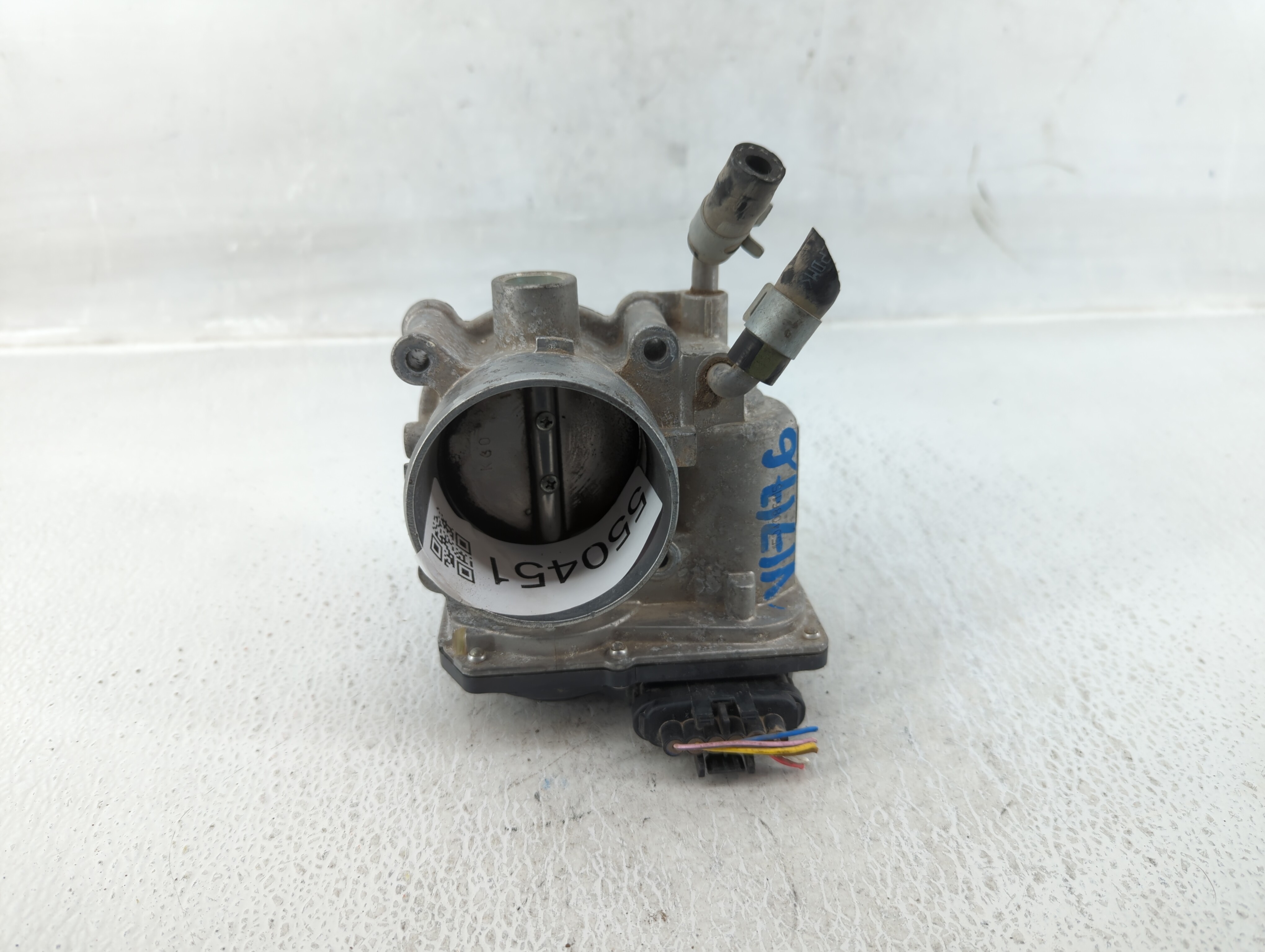 Picture of 2000-2002 Chevrolet Silverado 1500 Throttle Body 550451