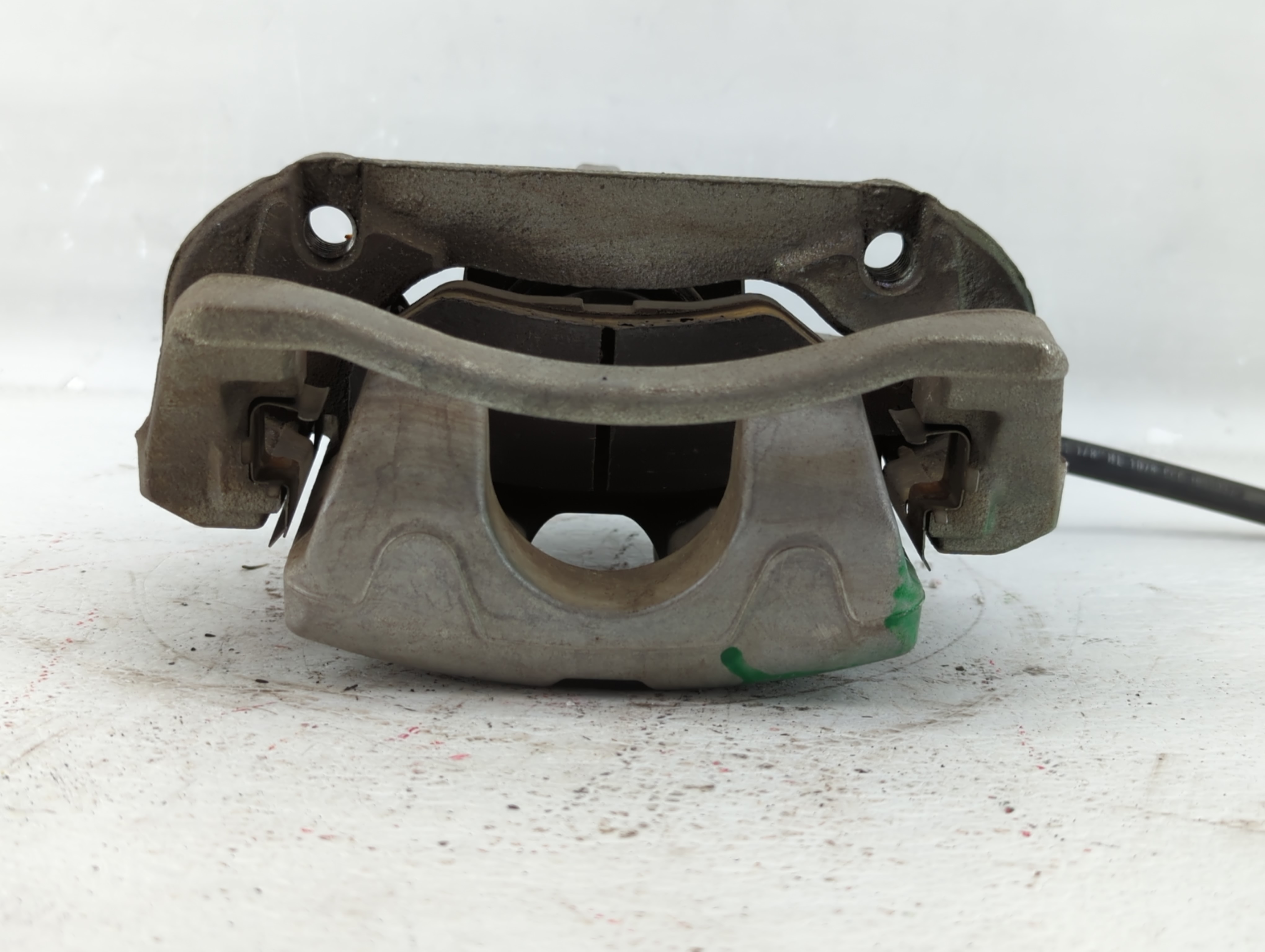 2010-2015 Chevrolet Camaro Rear Driver Left Brake Caliper 552559 - Oemusedautoparts1.com