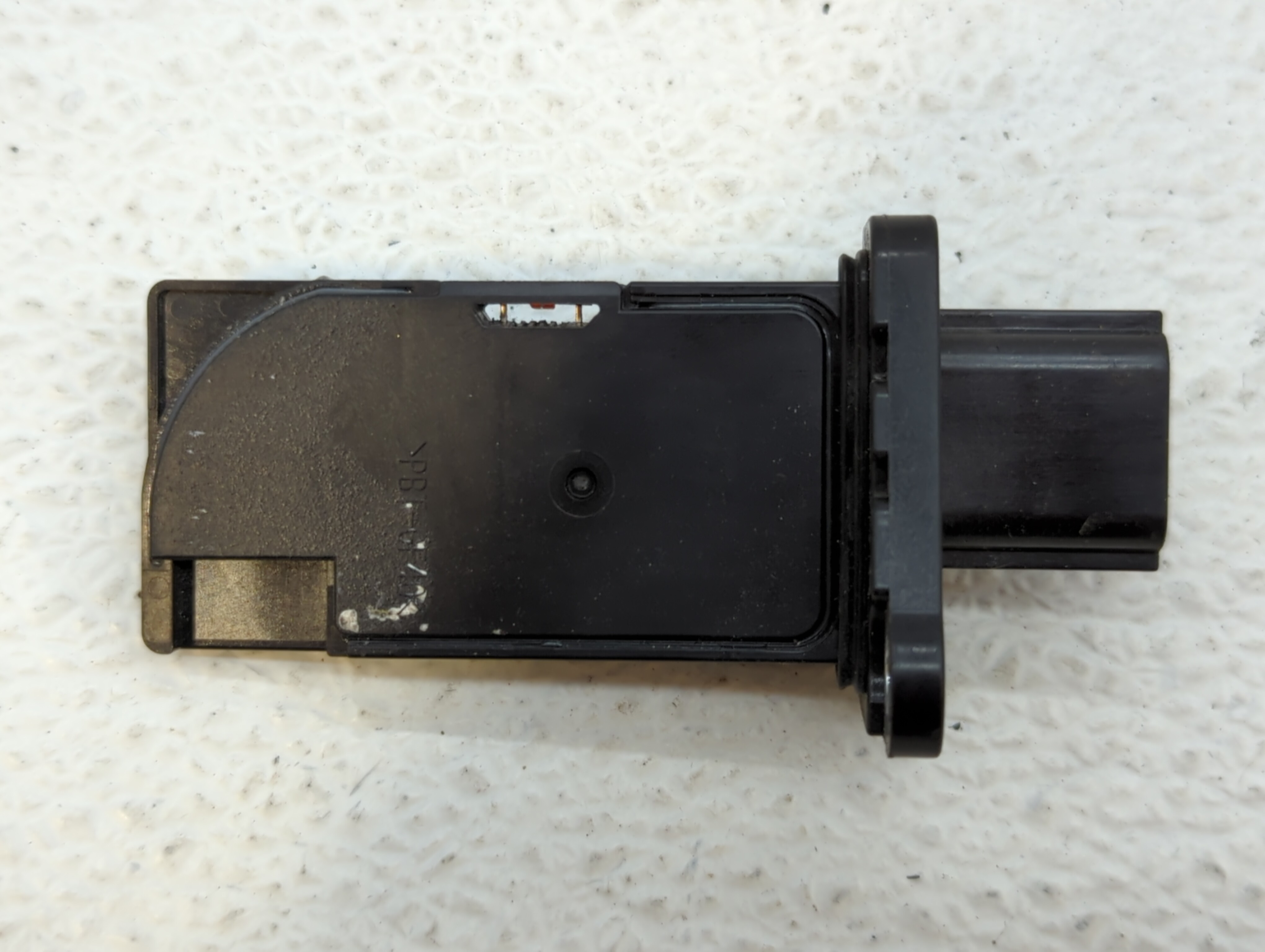 Picture of 2014-2016 Nissan Rogue Mass Air Flow Meter Maf 555741