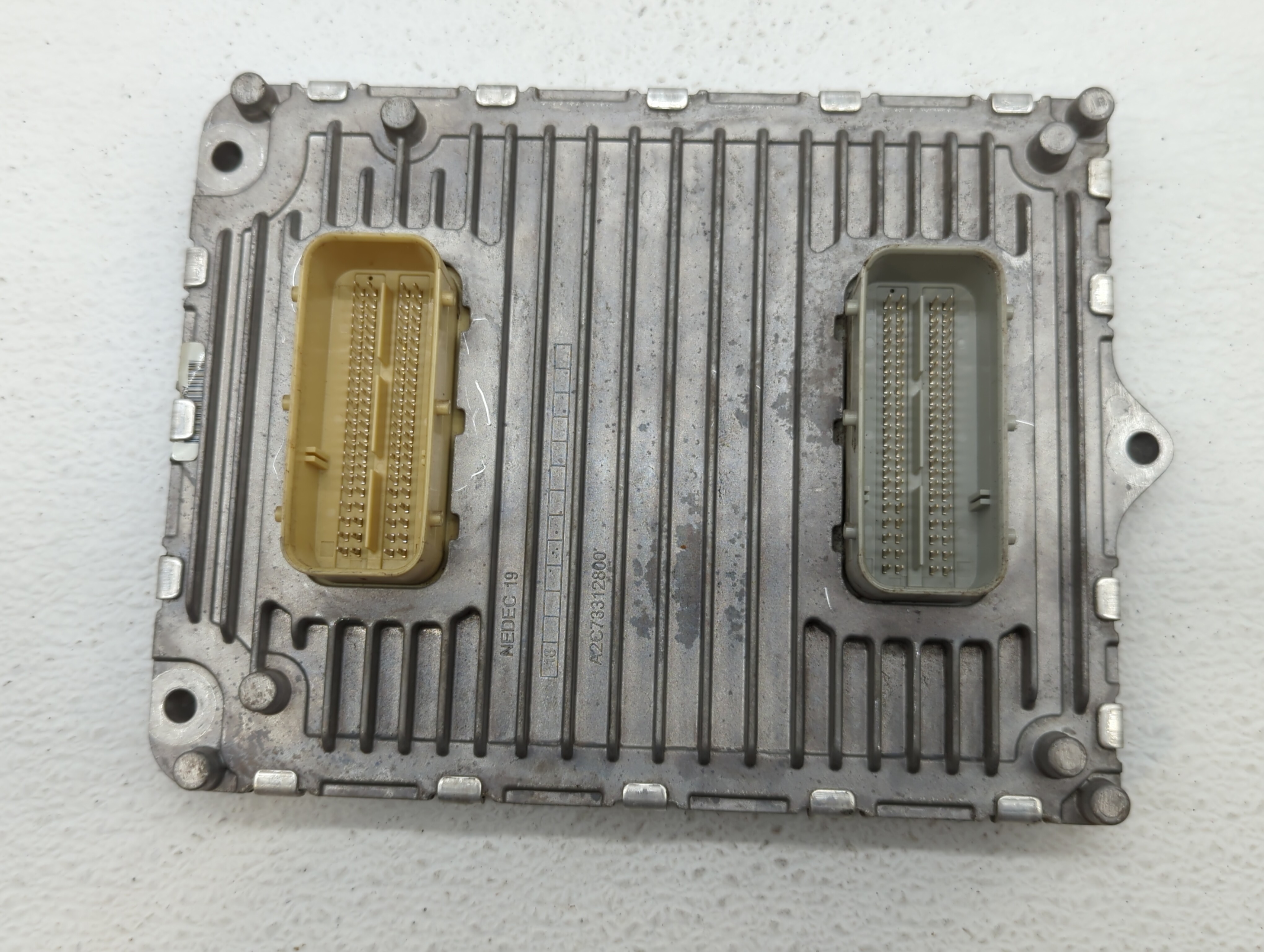 Picture of 2018-2019 Chrysler Pacifica Engine Computer Ecu Pcm Ecm Pcu Oem 558289