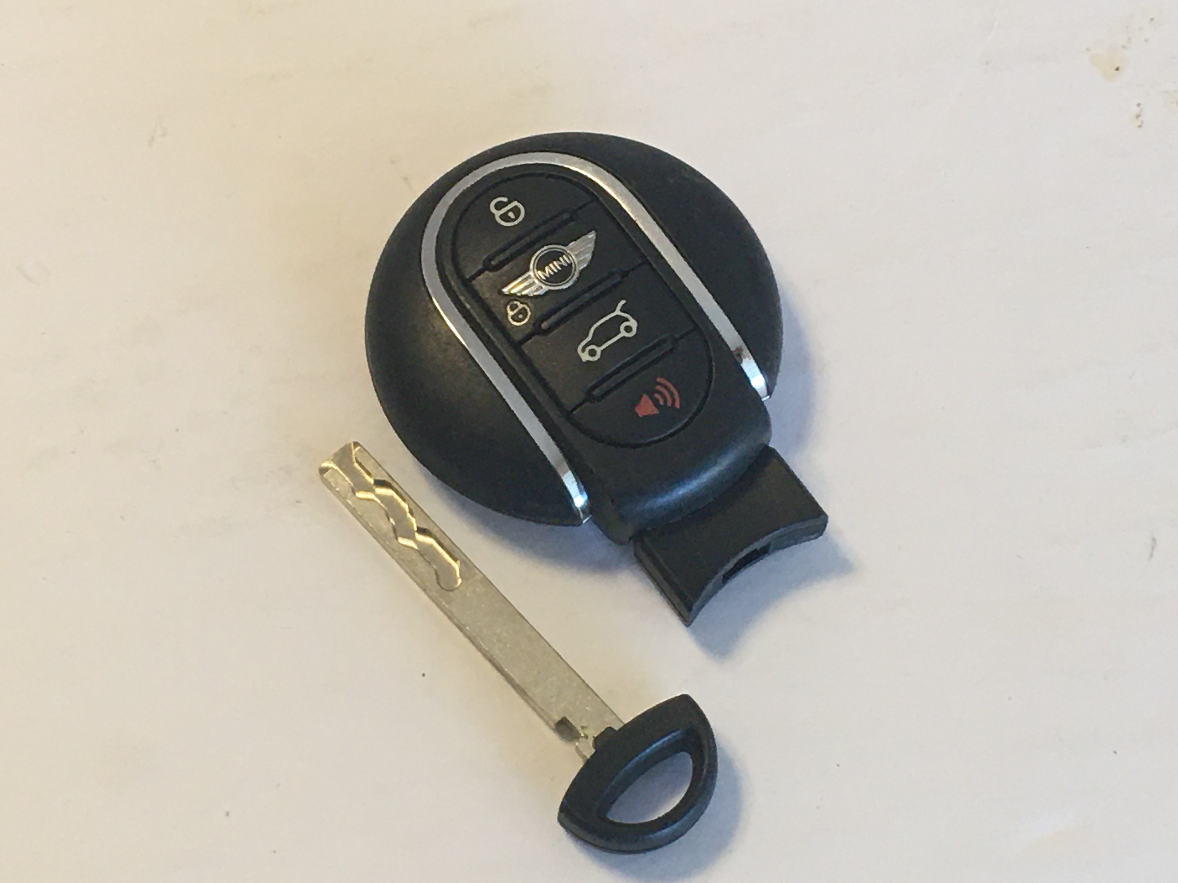 Picture of 2018 Mini Cooper Countryman Keyless Entry Remote Nbgidgng1 4 Buttons 55923