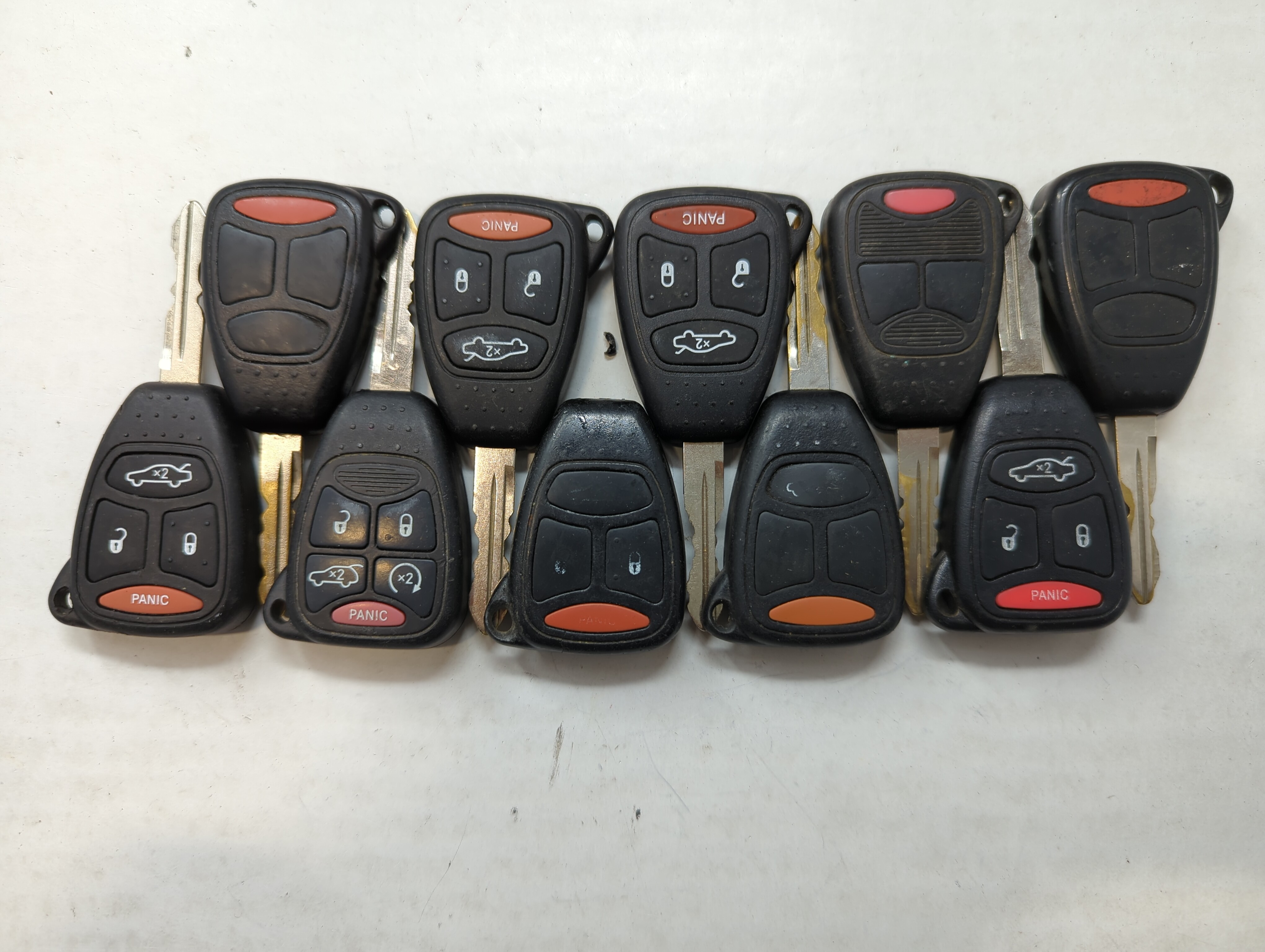 Picture of Lot of 10 Aftermarket Dodge/chrysler/jeep/ram Keyless Entry Remote Fob 559847