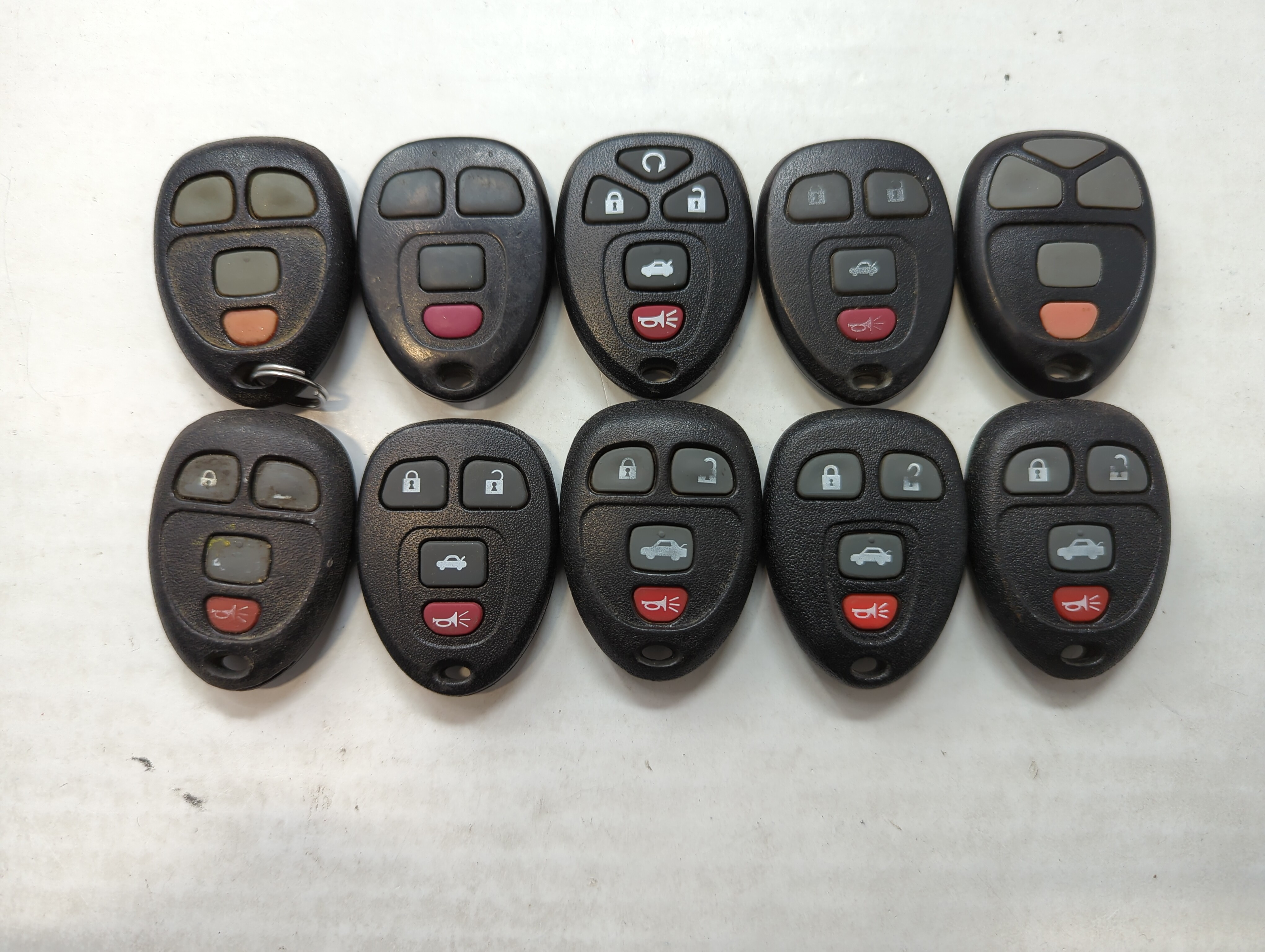 Picture of Lot of 10 Aftermarket Chevrolet Keyless Entry Remote Fob MIXED FCC IDS 559848
