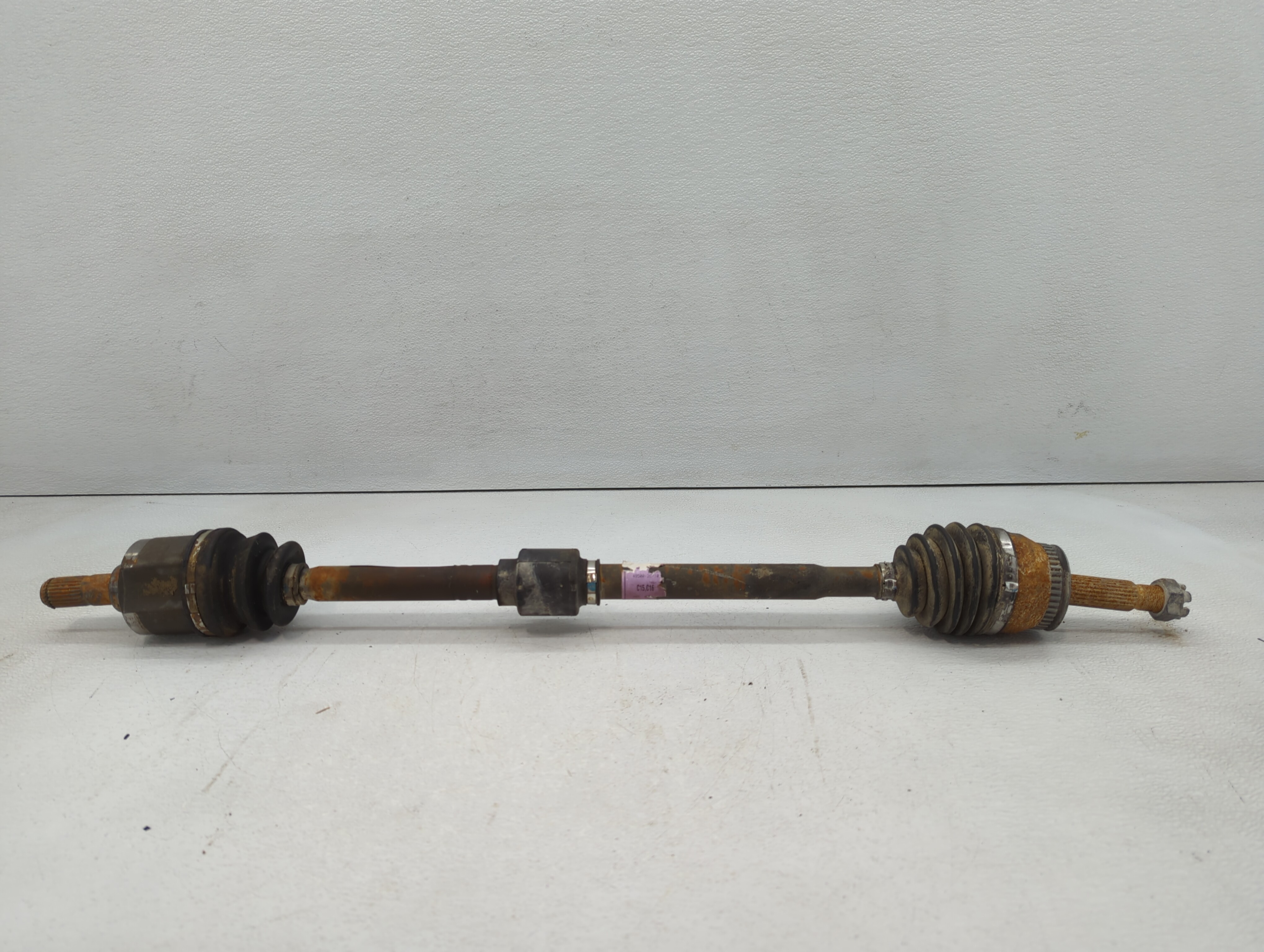 2005-2008 Hyundai Tiburon Axle Shaft Front Passenger Cv C/v 559889 - Oemusedautoparts1.com