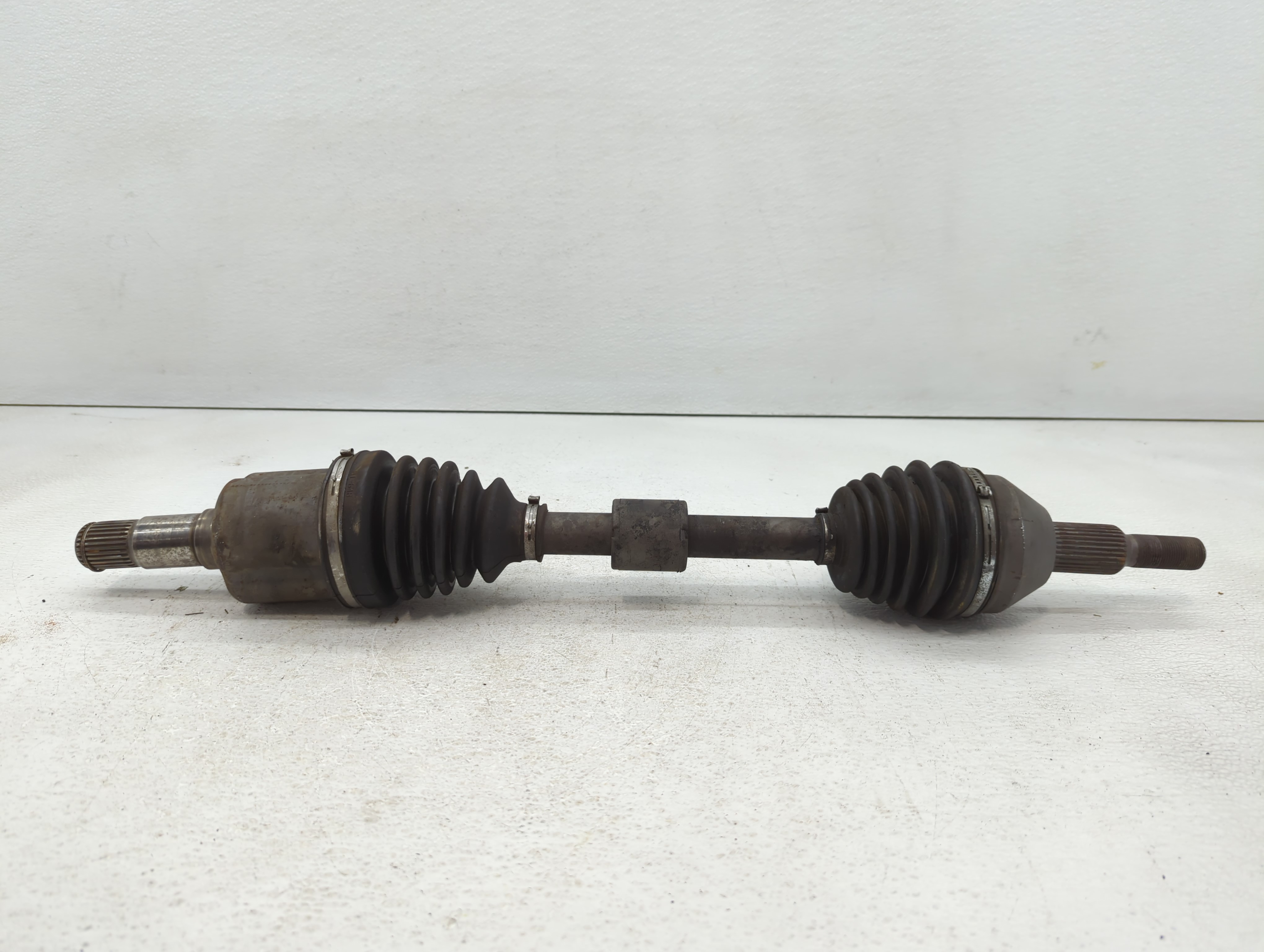 Picture of 2007-2008 Chrysler Pacifica Axle Shaft Front Driver Cv C/v 559910