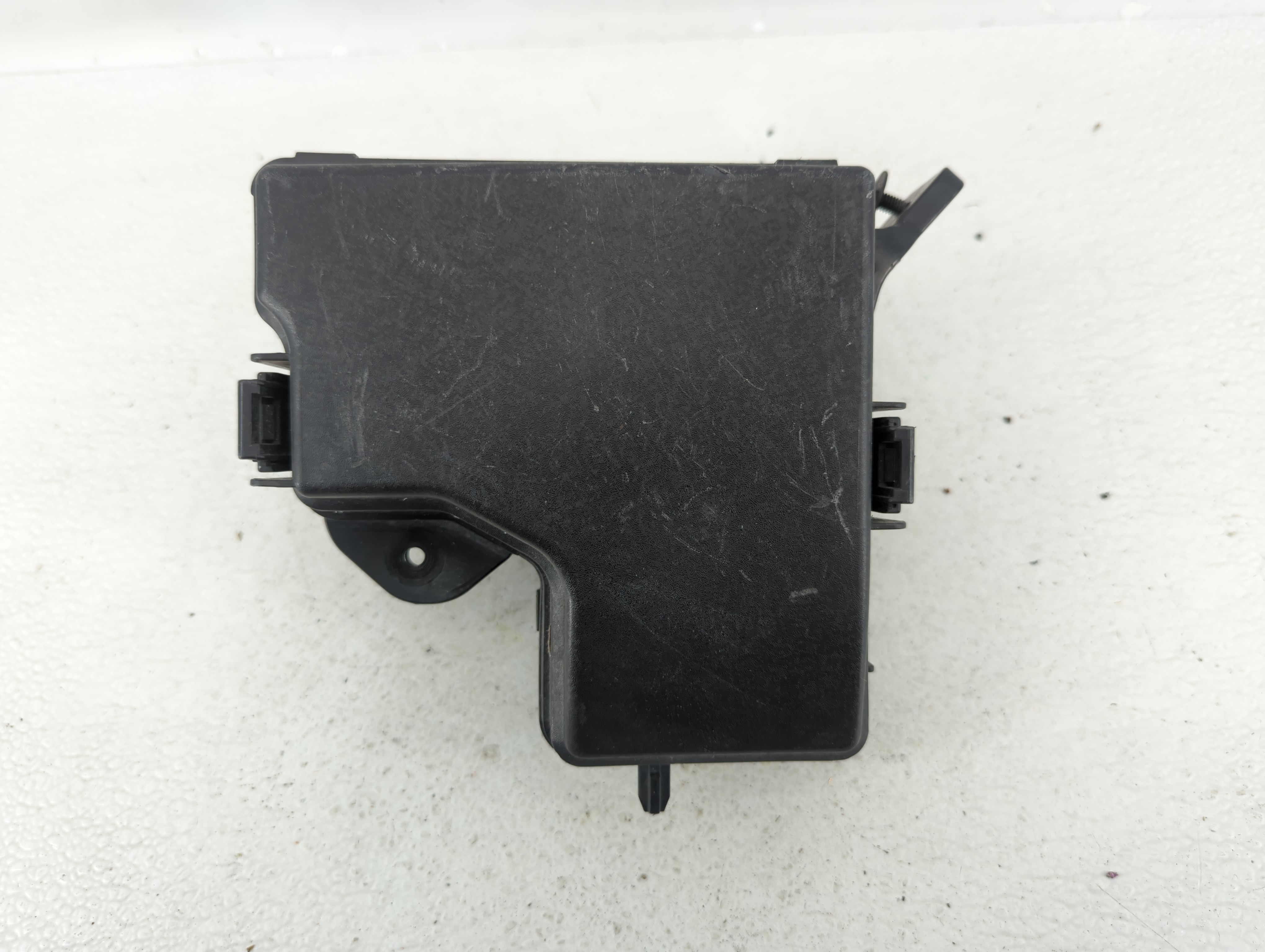 Picture of 2012-2014 Hyundai Veloster Fusebox Fuse Box Relay Module 91941-2v320 561065