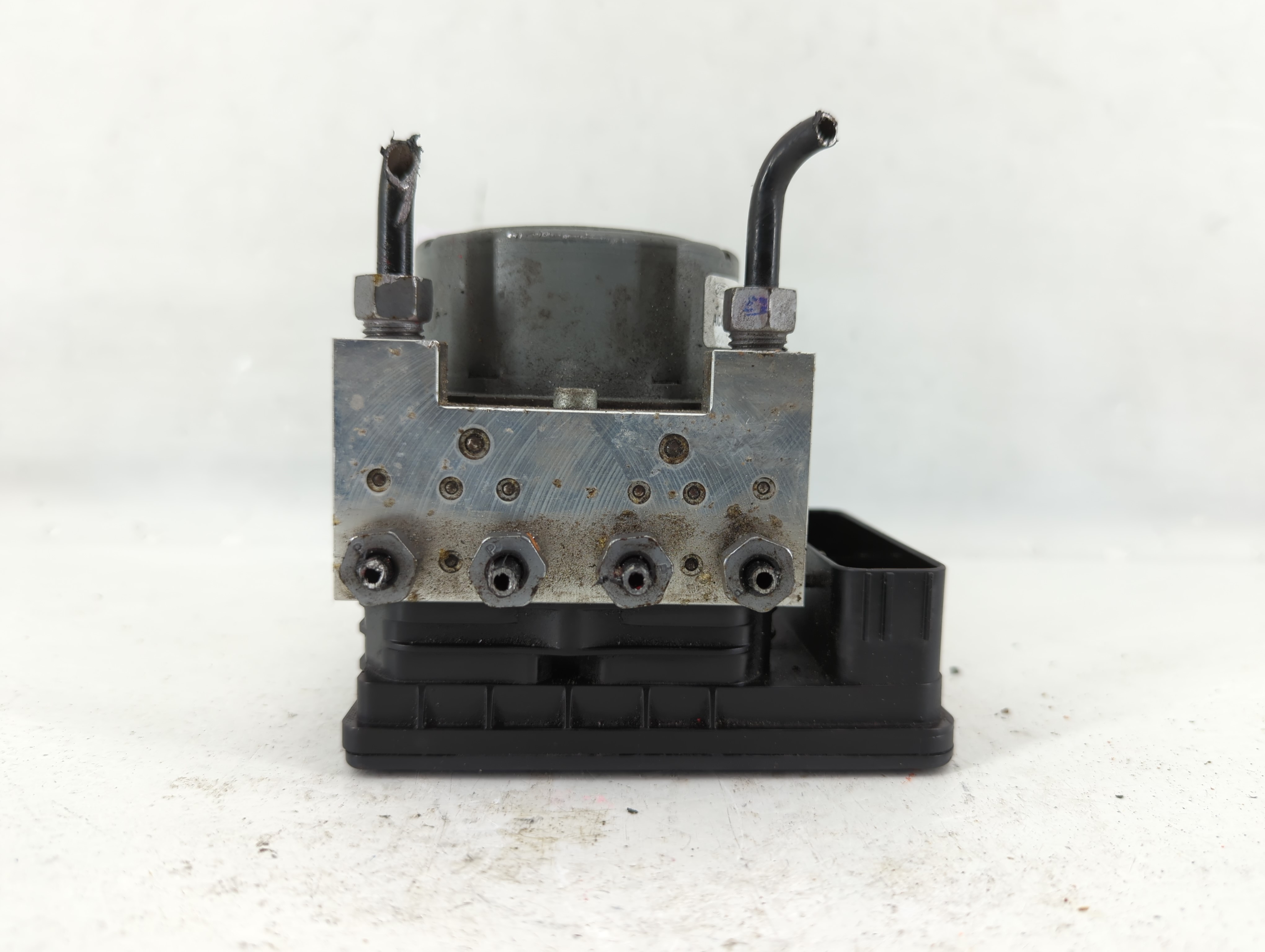 2014-2016 Ford Fusion Abs Pump Control Module 561241 - Oemusedautoparts1.com