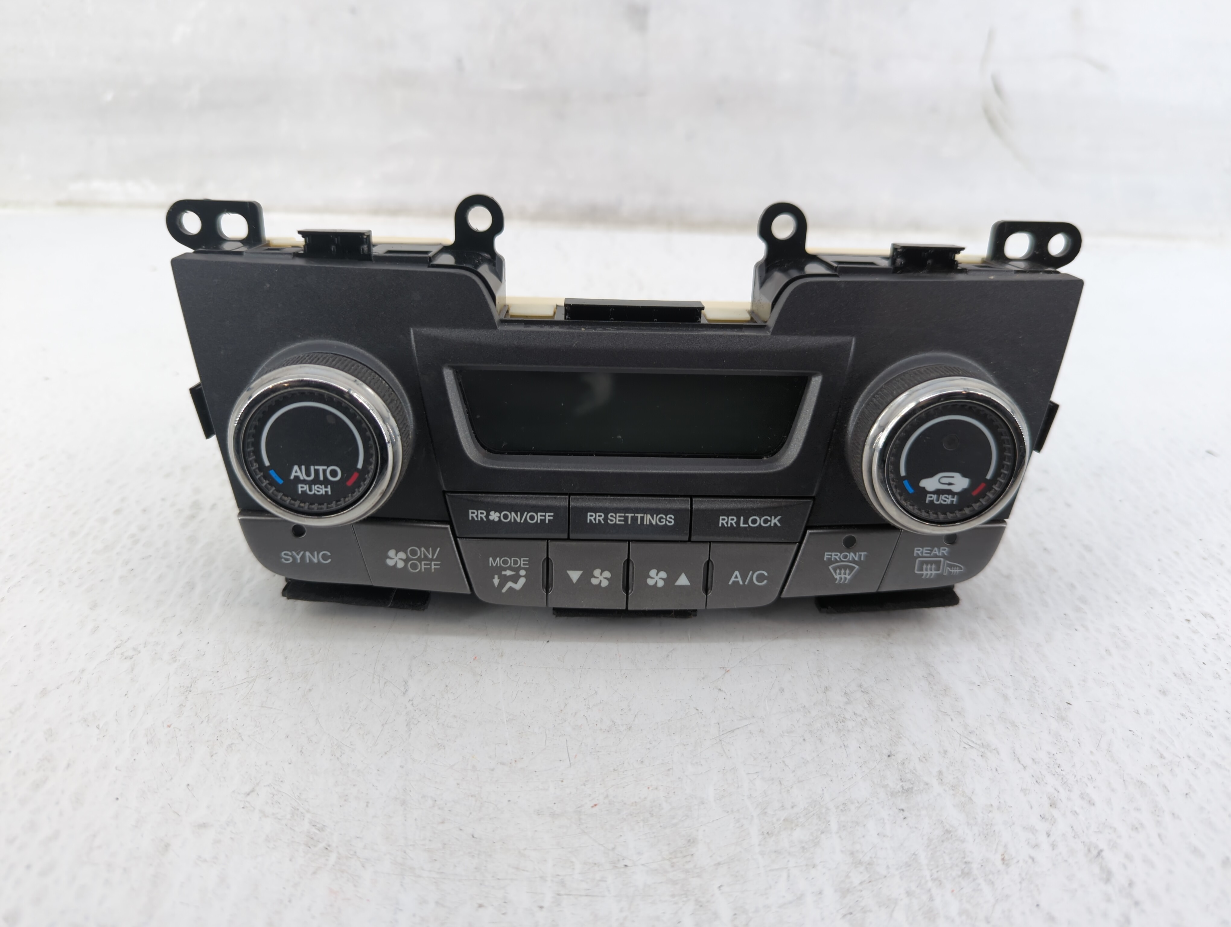 2011-2017 Honda Odyssey Ac Heater Climate Control Temperature Oem 561720 - Oemusedautoparts1.com