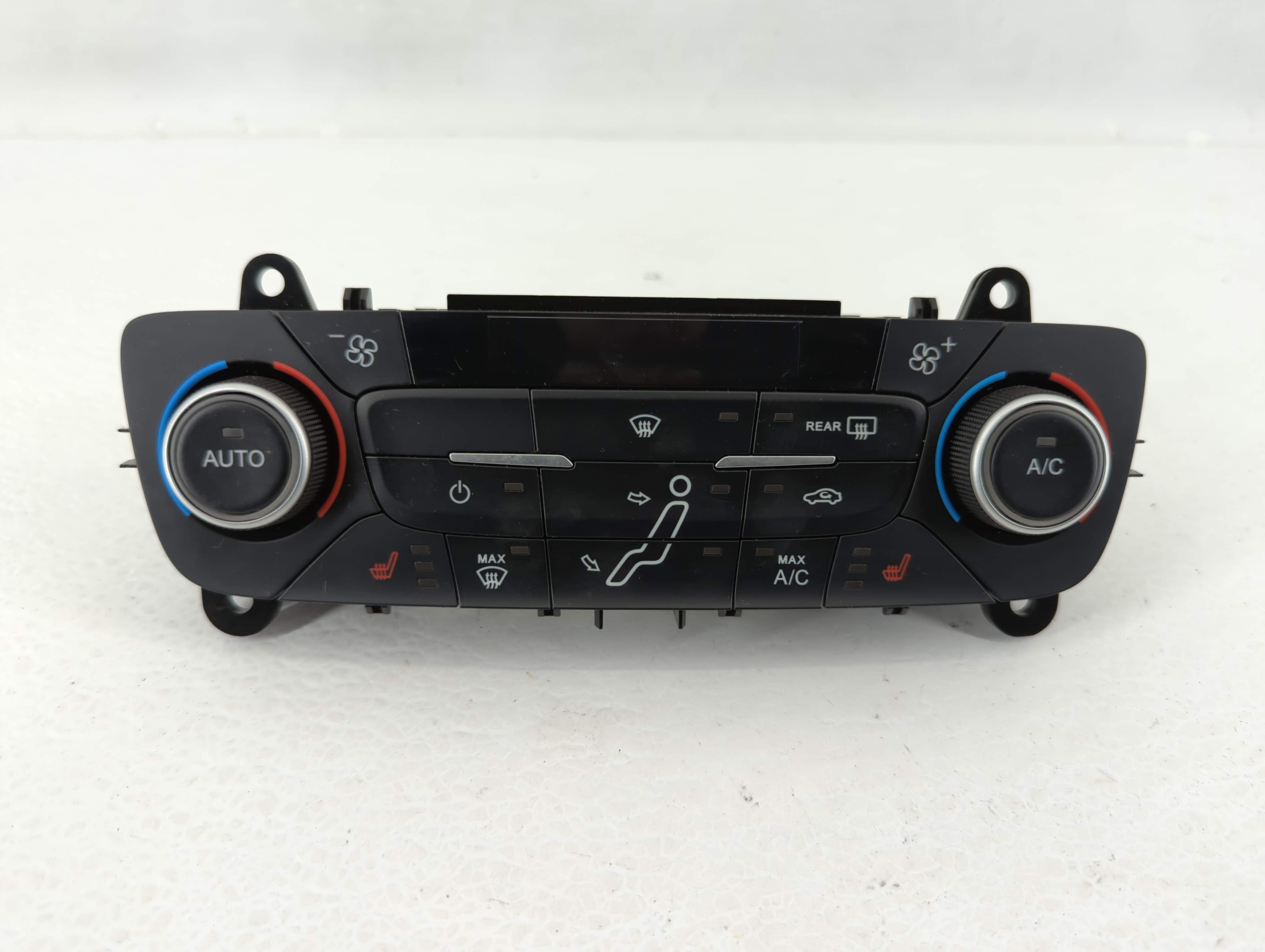 Picture of 2015-2018 Ford Focus Ac Heater Climate Control F1et-18c612-cj 561819