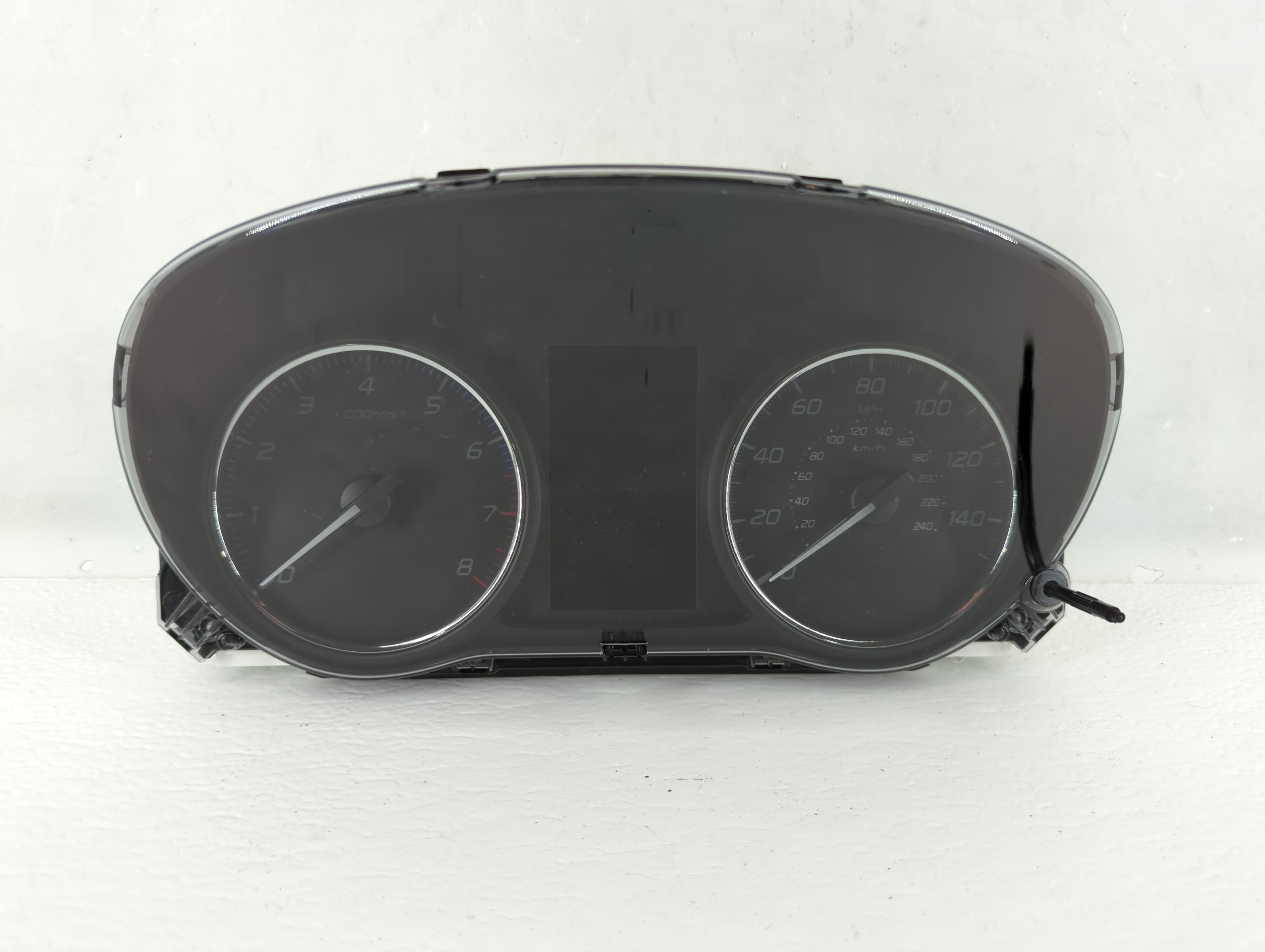 2016-2016 Mitsubishi Outlander Speedometer Instrument Cluster Gauges 562368 - Oemusedautoparts1.com
