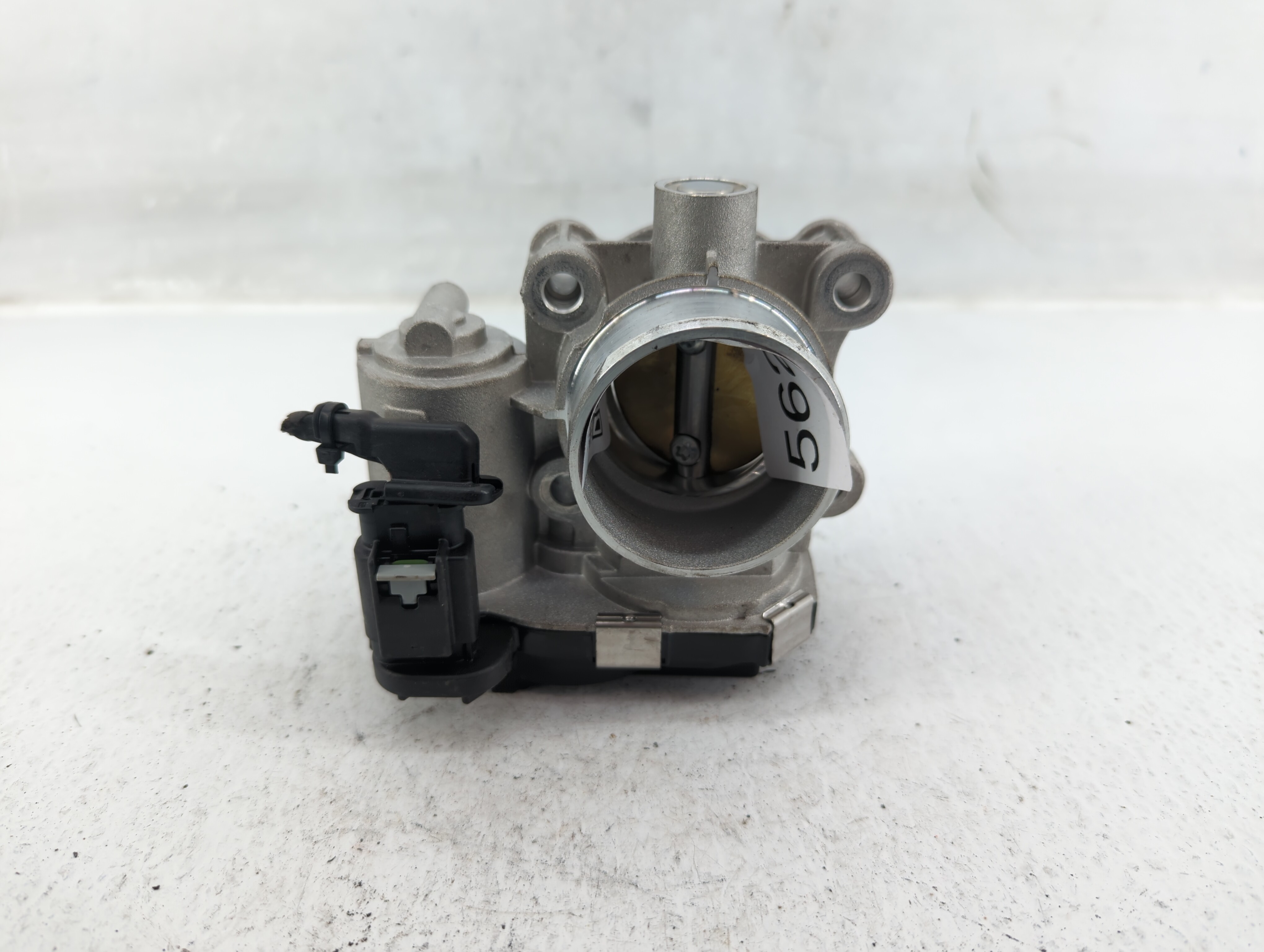 Picture of 2016-2022 Chevrolet Spark Throttle Body 562970