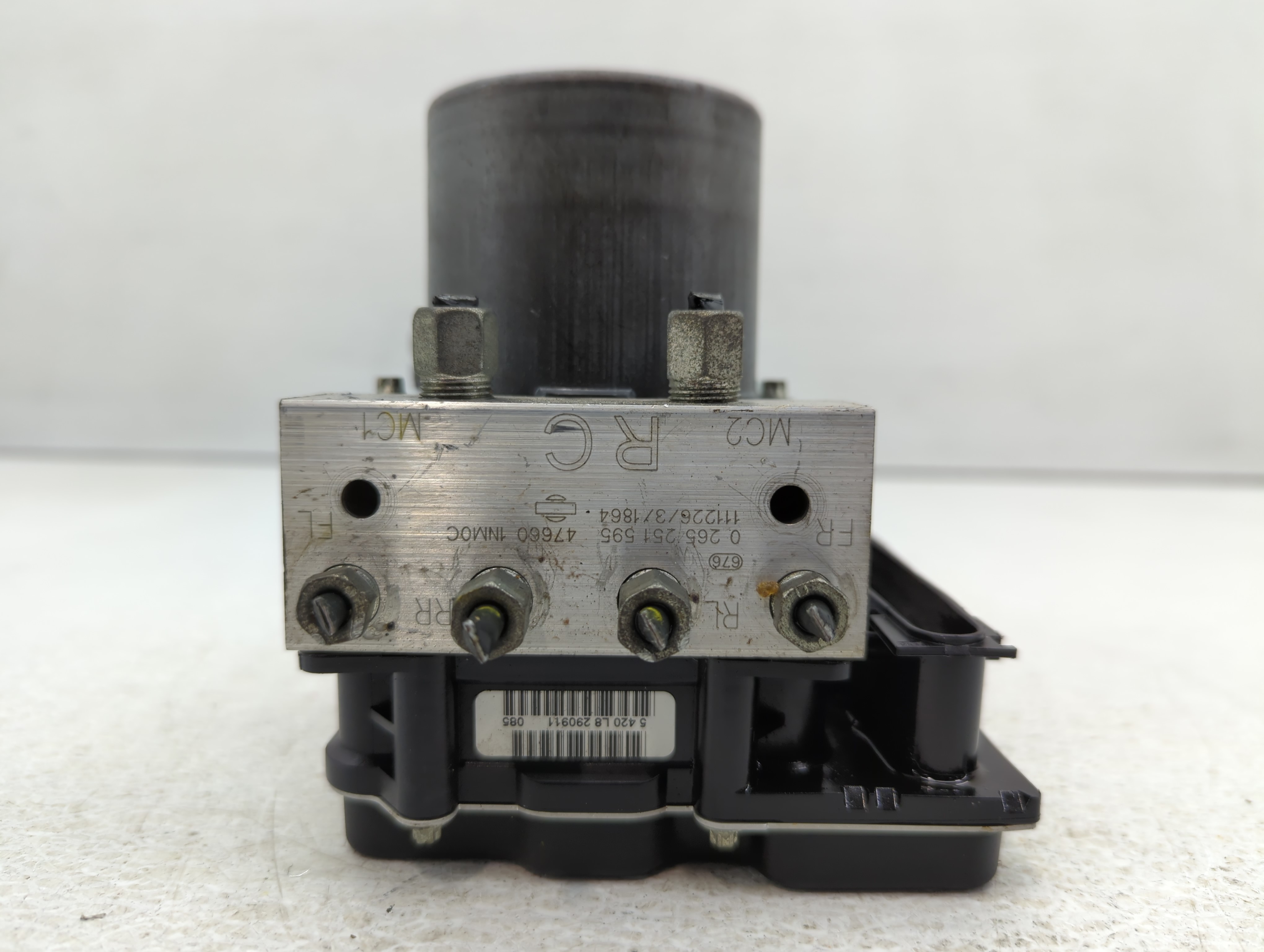 Picture of 2011-2013 Infiniti G37 Abs Pump Control Module 563295