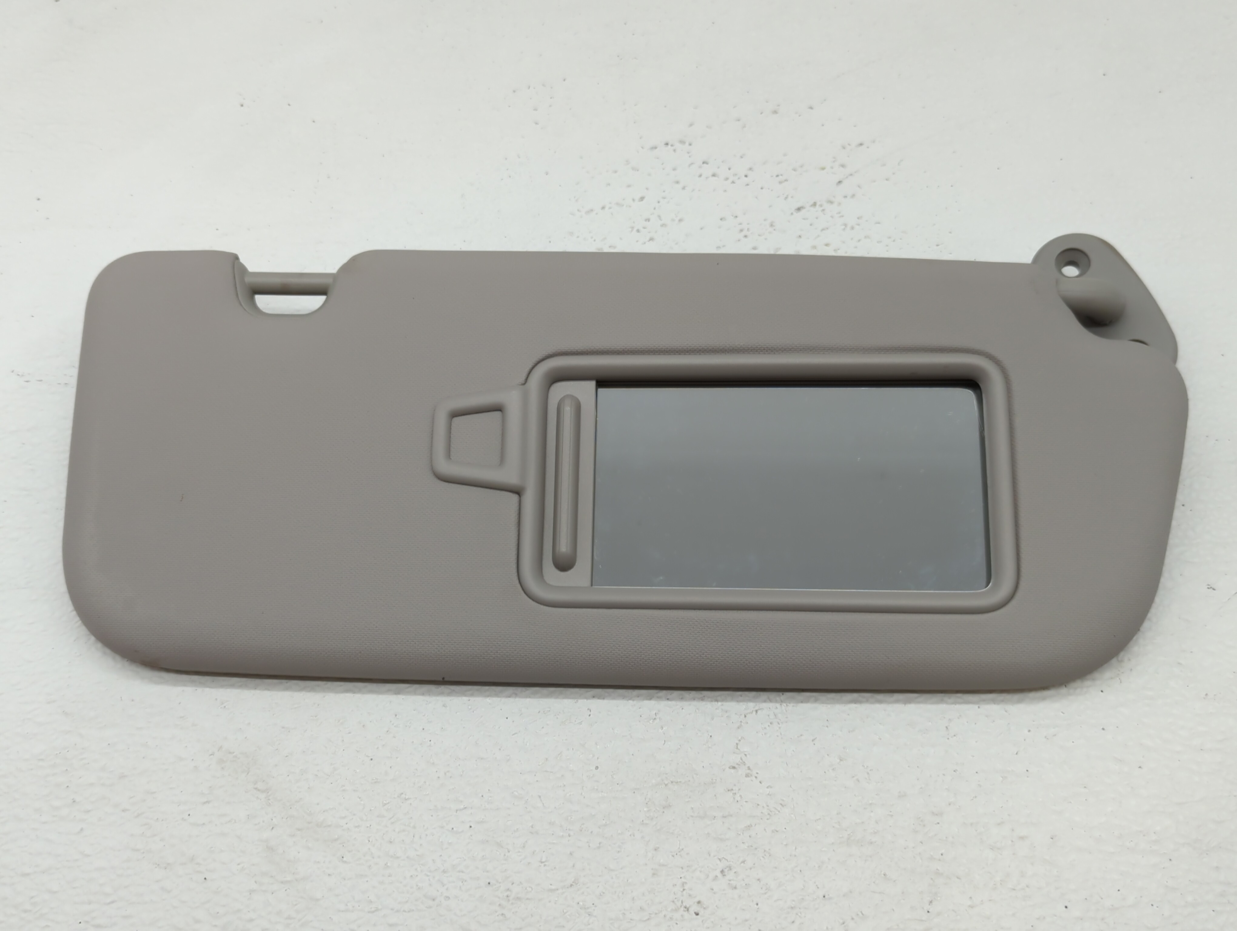 2017-2018 Kia Forte Passenger Sun Visor Mirror Right Sunvisor Gray 563696 - Oemusedautoparts1.com