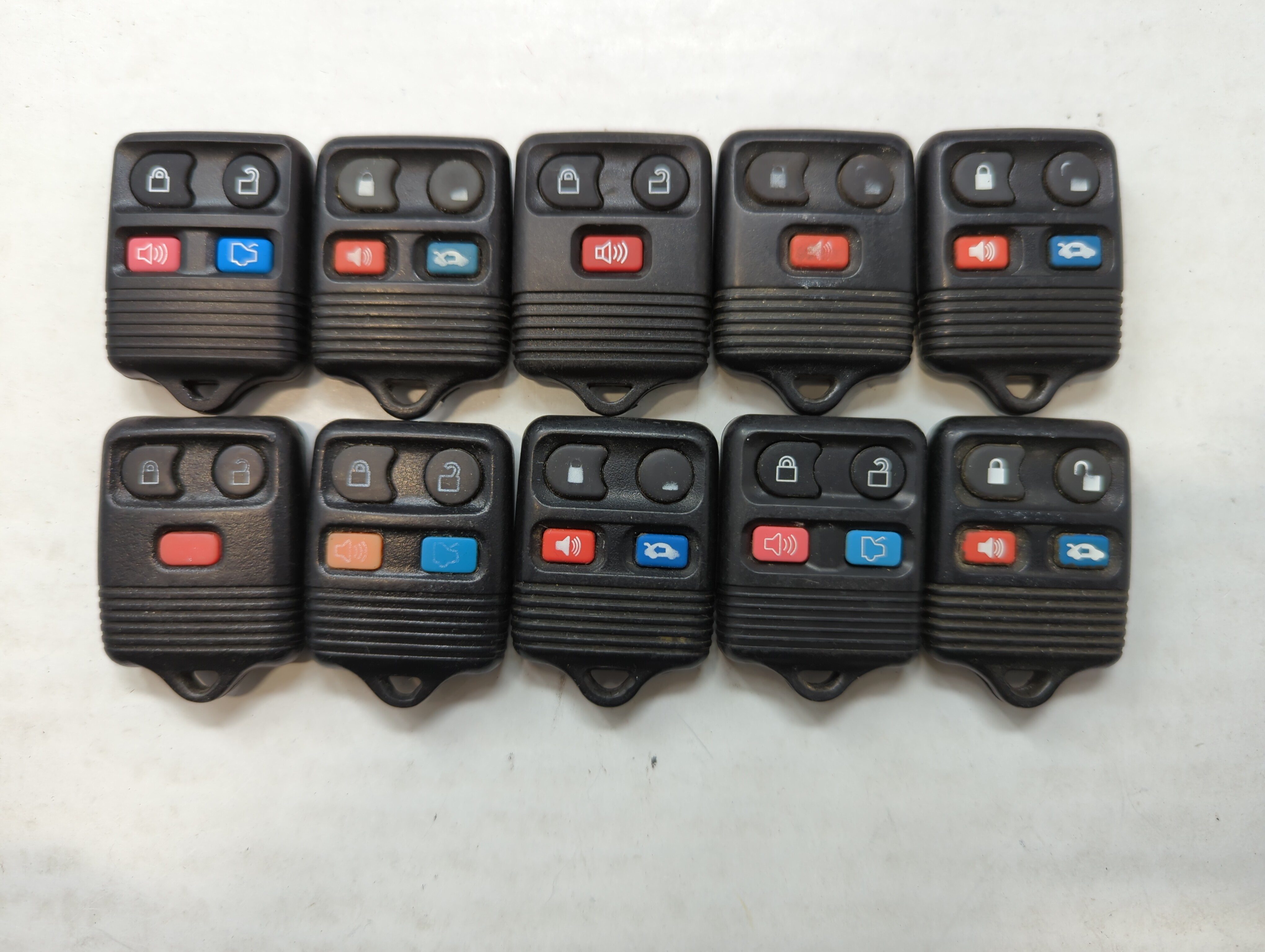 Picture of Lot of 10 Aftermarket Ford Keyless Entry Remote Fob MIXED FCC IDS MIXED 563730