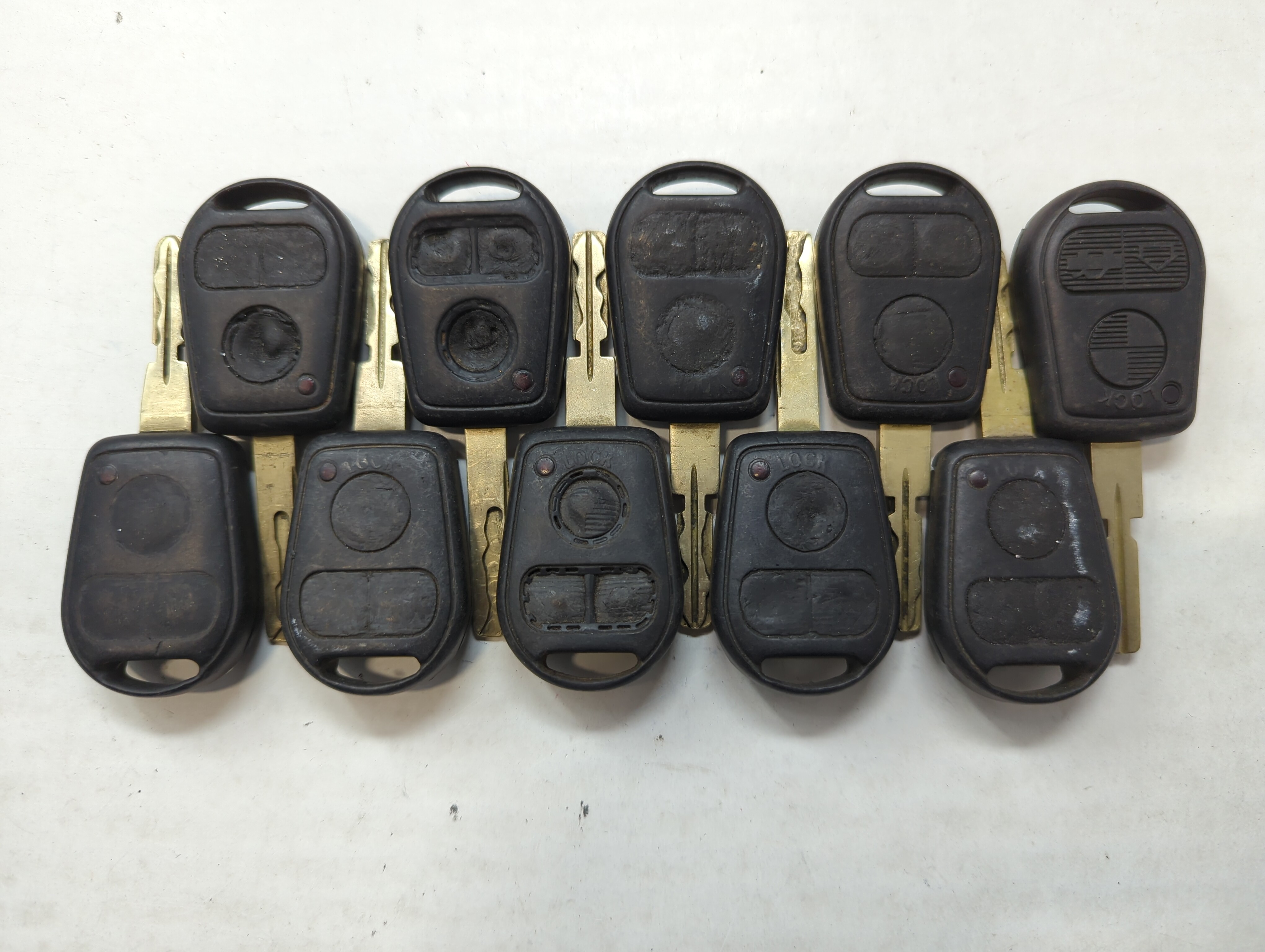 Picture of Lot of 10 Bmw Keyless Entry Remote Fob LX8-FZV | LX8 FZV | LX8FZV MIXED 563870