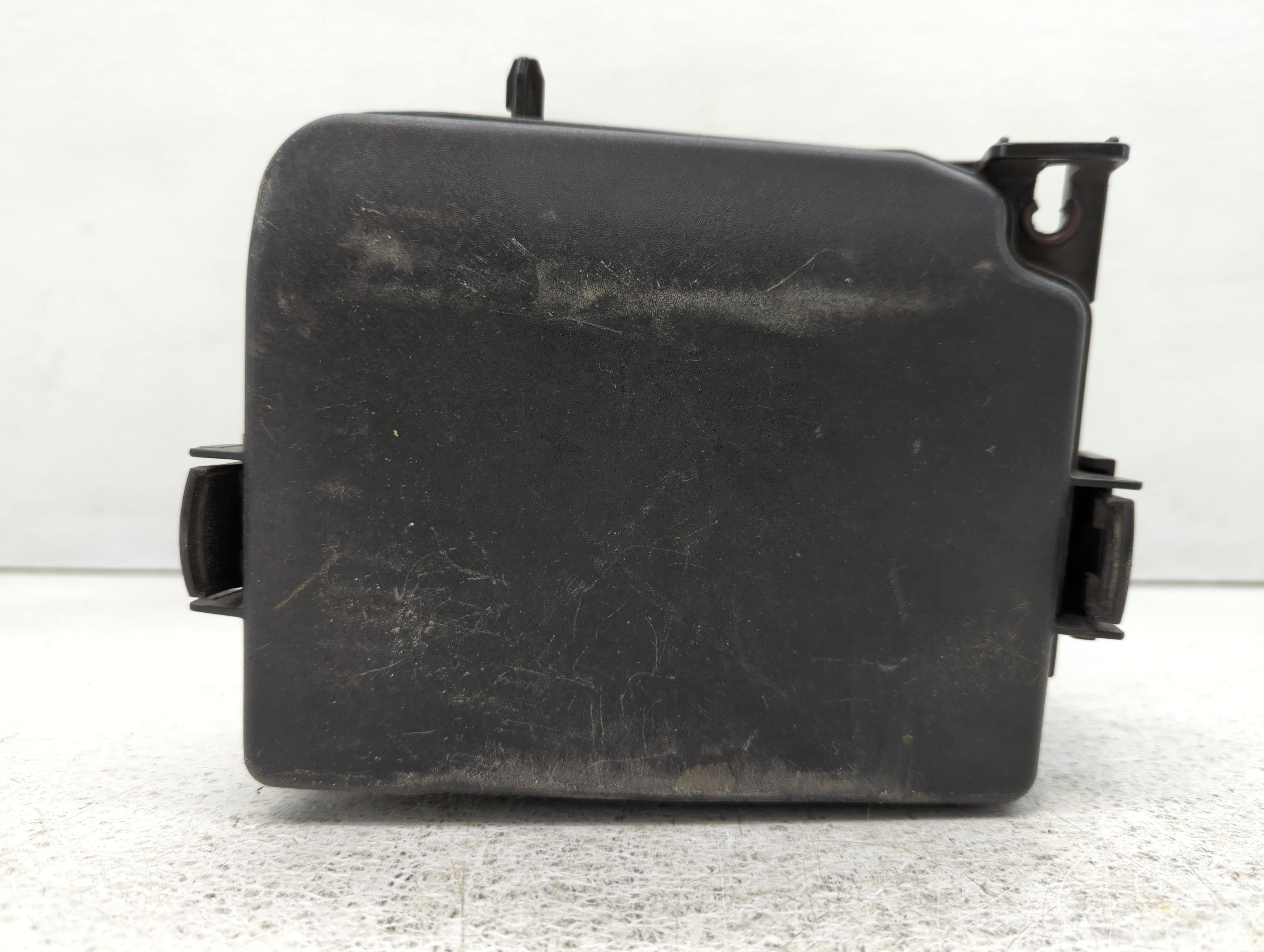 2014-2016 Hyundai Elantra Fusebox Fuse Box Relay Module 565373 - Oemusedautoparts1.com