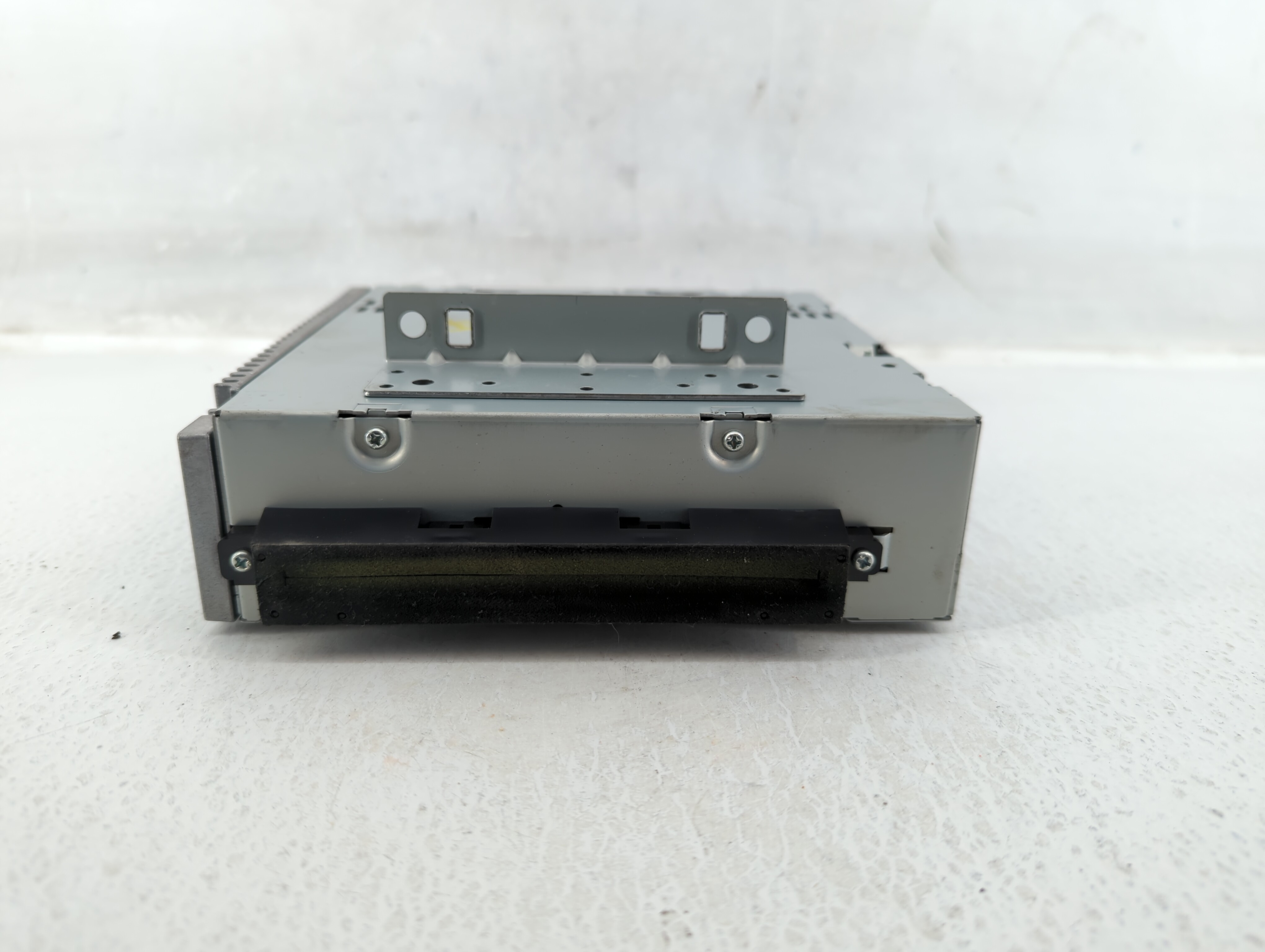 Picture of Volvo V40 Am Fm Cd Player Radio Receiver 565586
