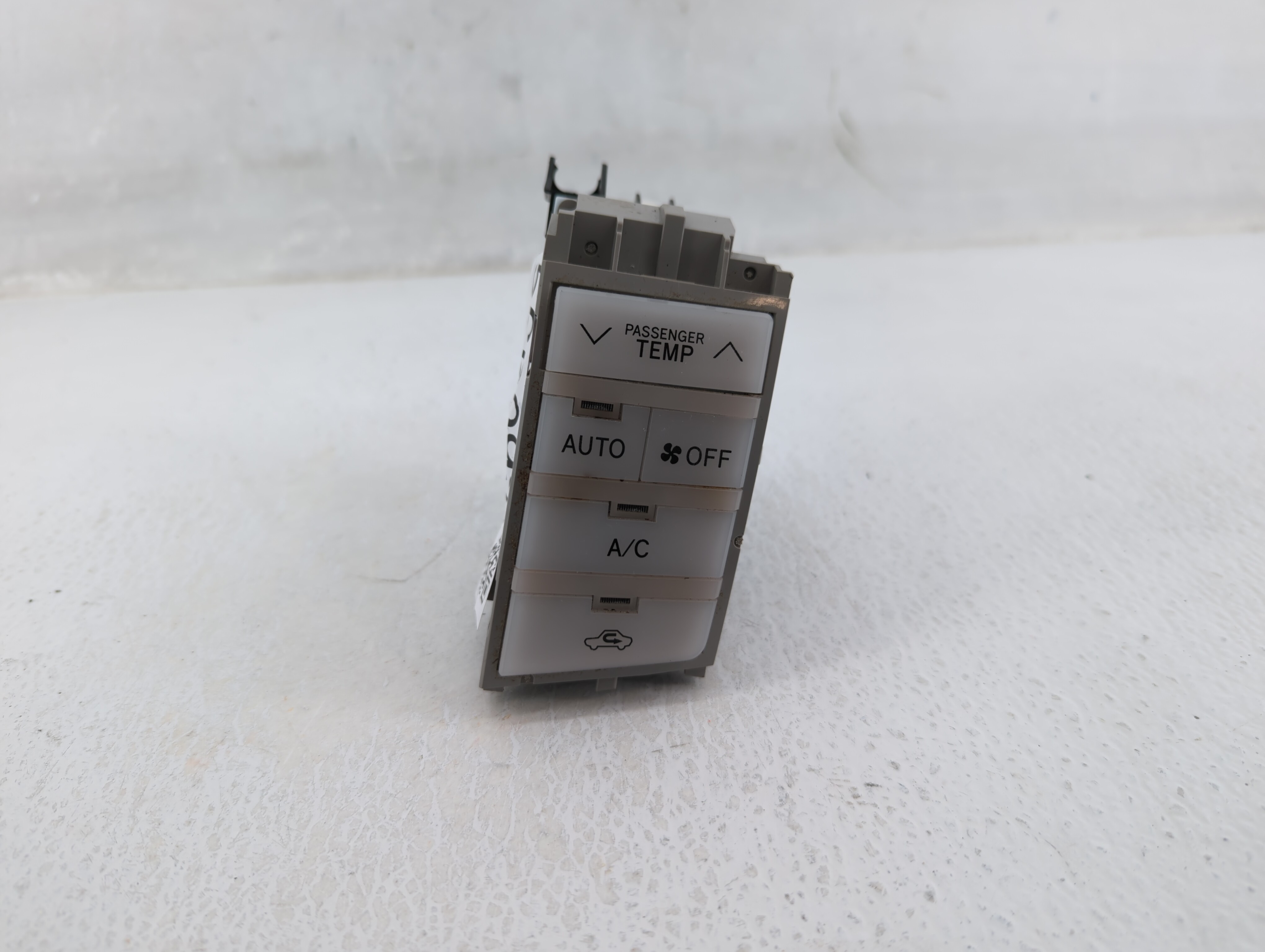 2005-2010 Toyota Avalon Ac Heater Climate Control Temperature Oem 566999 - Oemusedautoparts1.com
