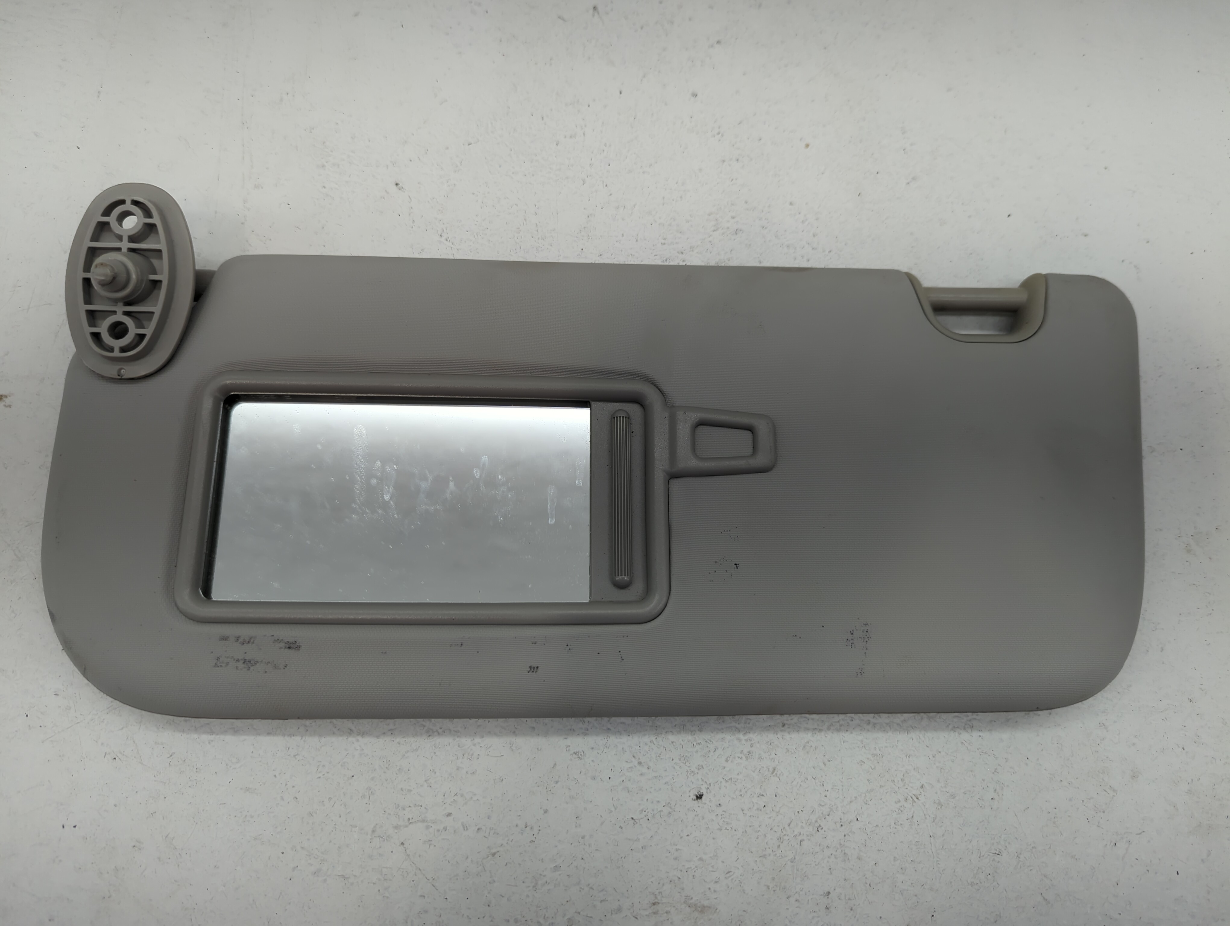 Picture of 2014-2019 Kia Soul Passenger Sun Visor Mirror Right Sunvisor Gray 567166