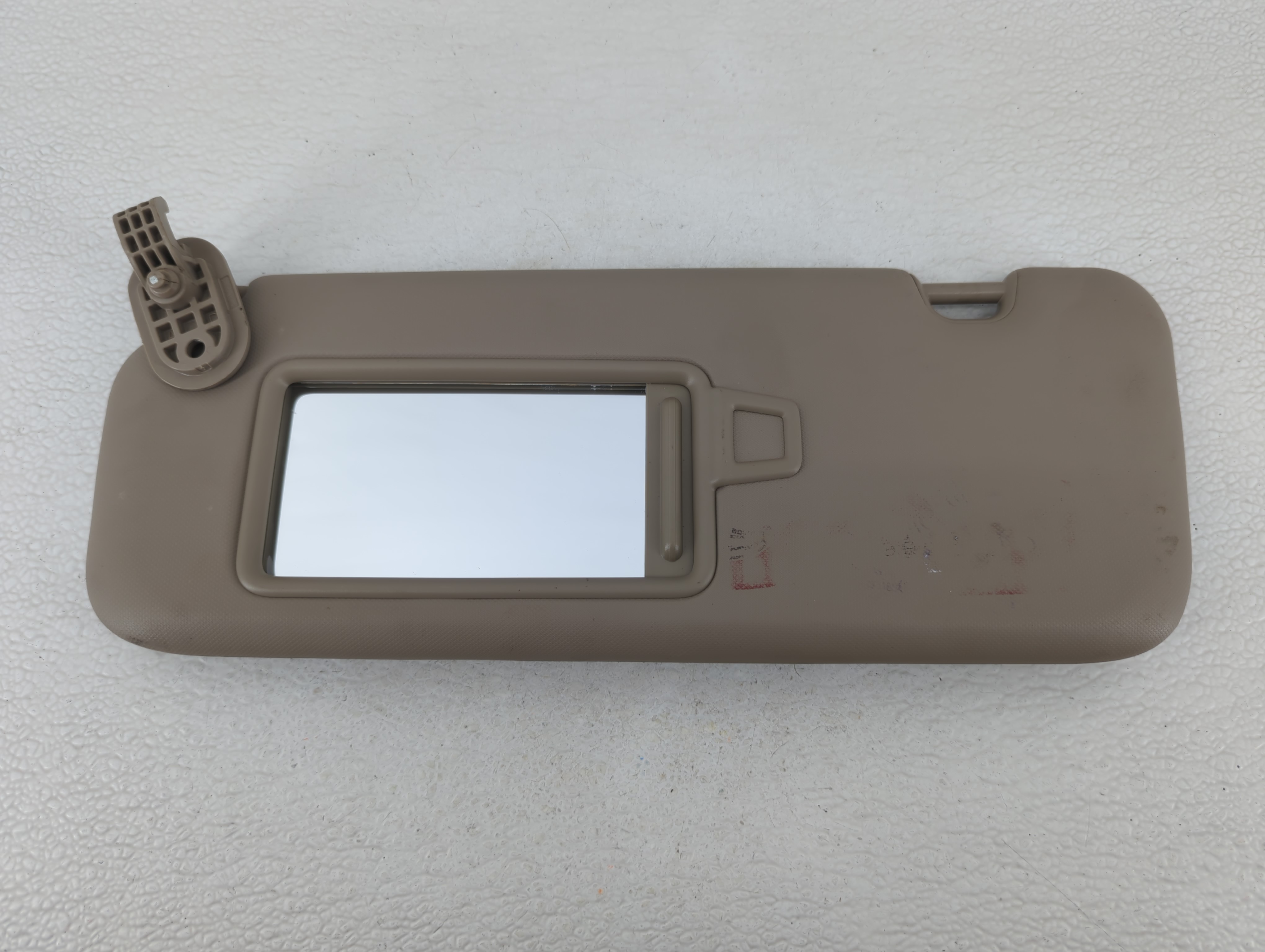2017-2020 Hyundai Elantra Passenger Sun Visor Mirror Right Sunvisor Beige 567312 - Oemusedautoparts1.com