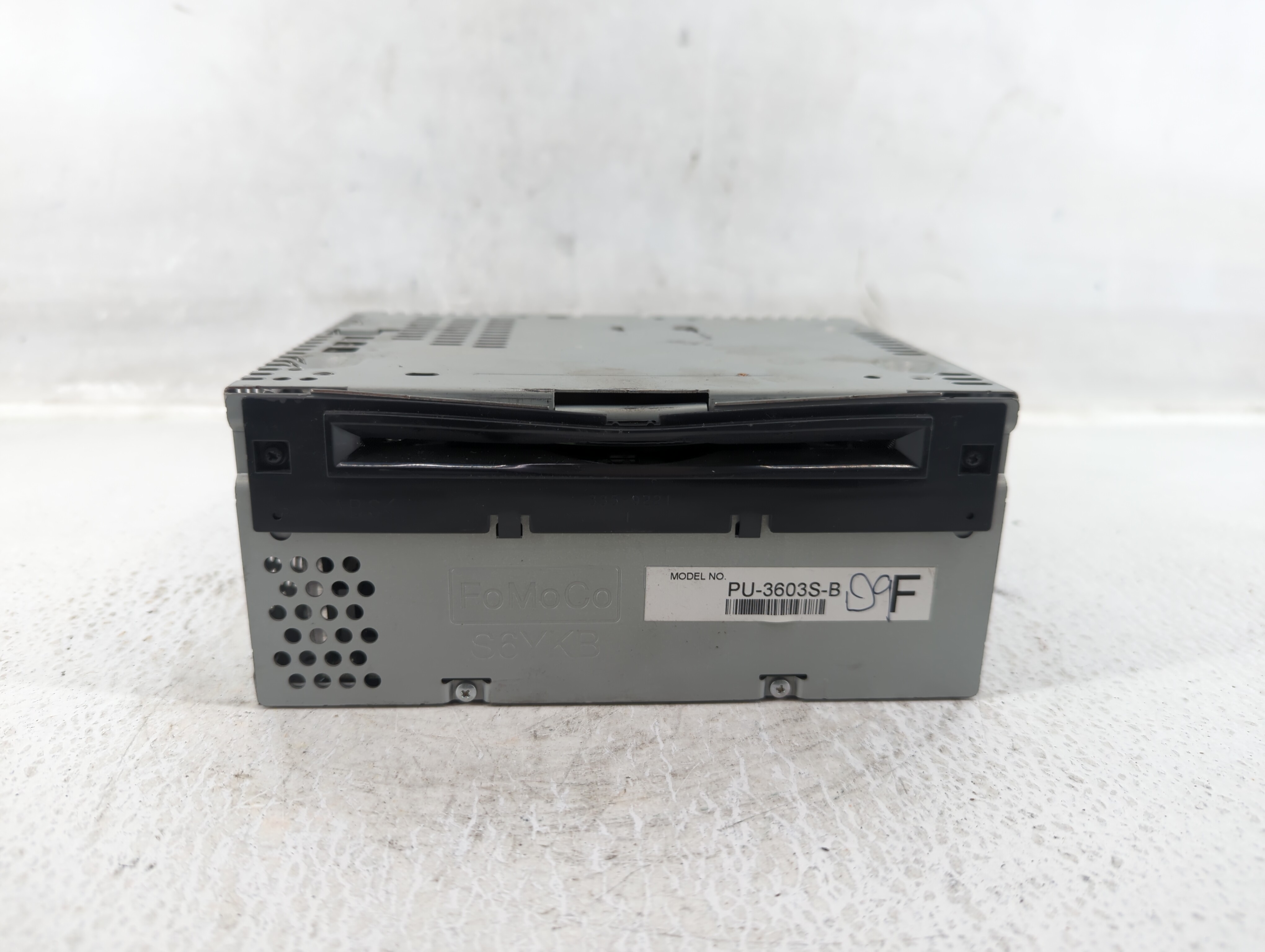 2015-2015 Ford Mustang Am Fm Cd Player Radio Receiver 569767 - Oemusedautoparts1.com