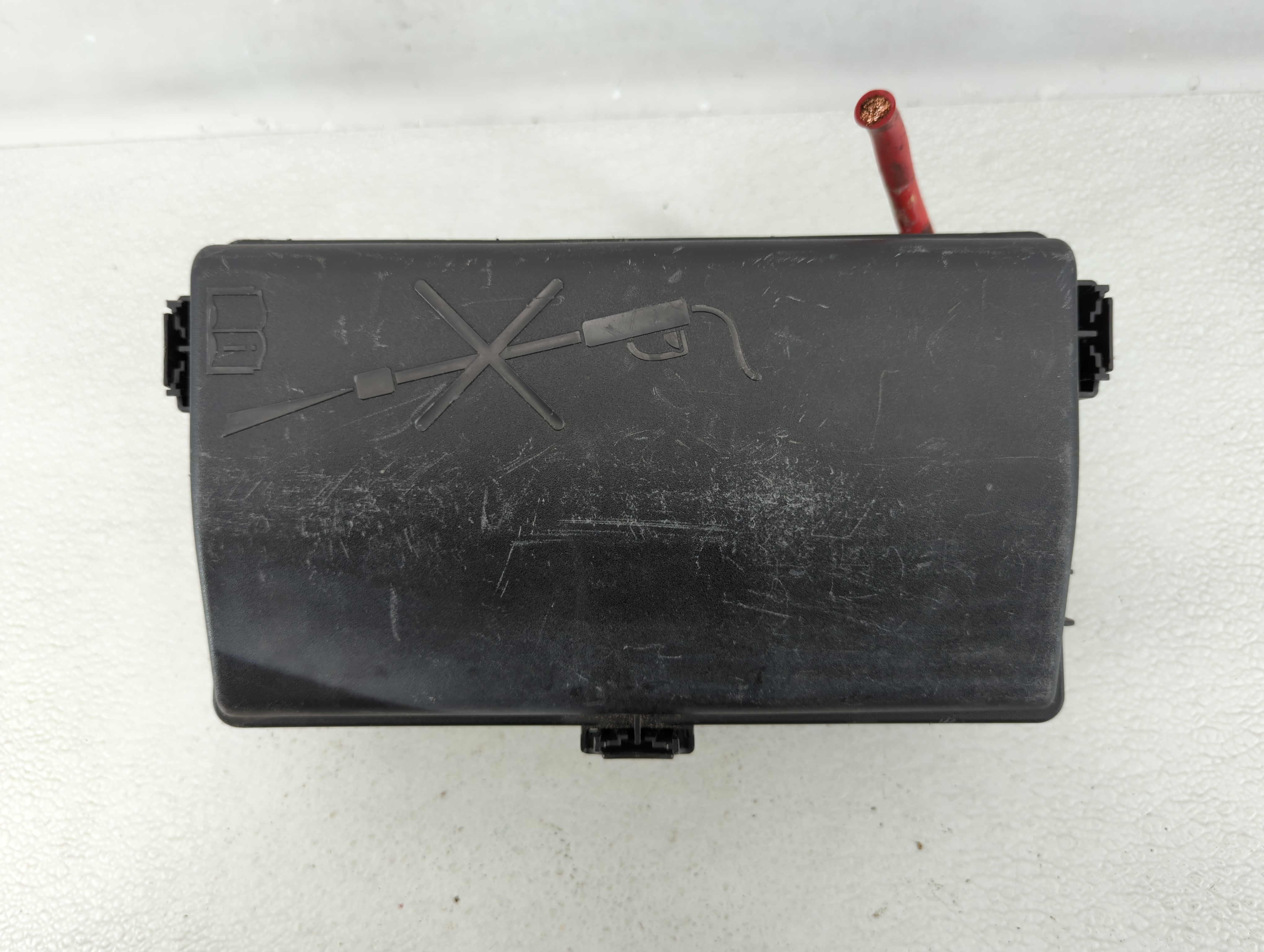 2011-2012 Chevrolet Cruze Fusebox Fuse Box Relay Module 96982033_04 569973 - Oemusedautoparts1.com
