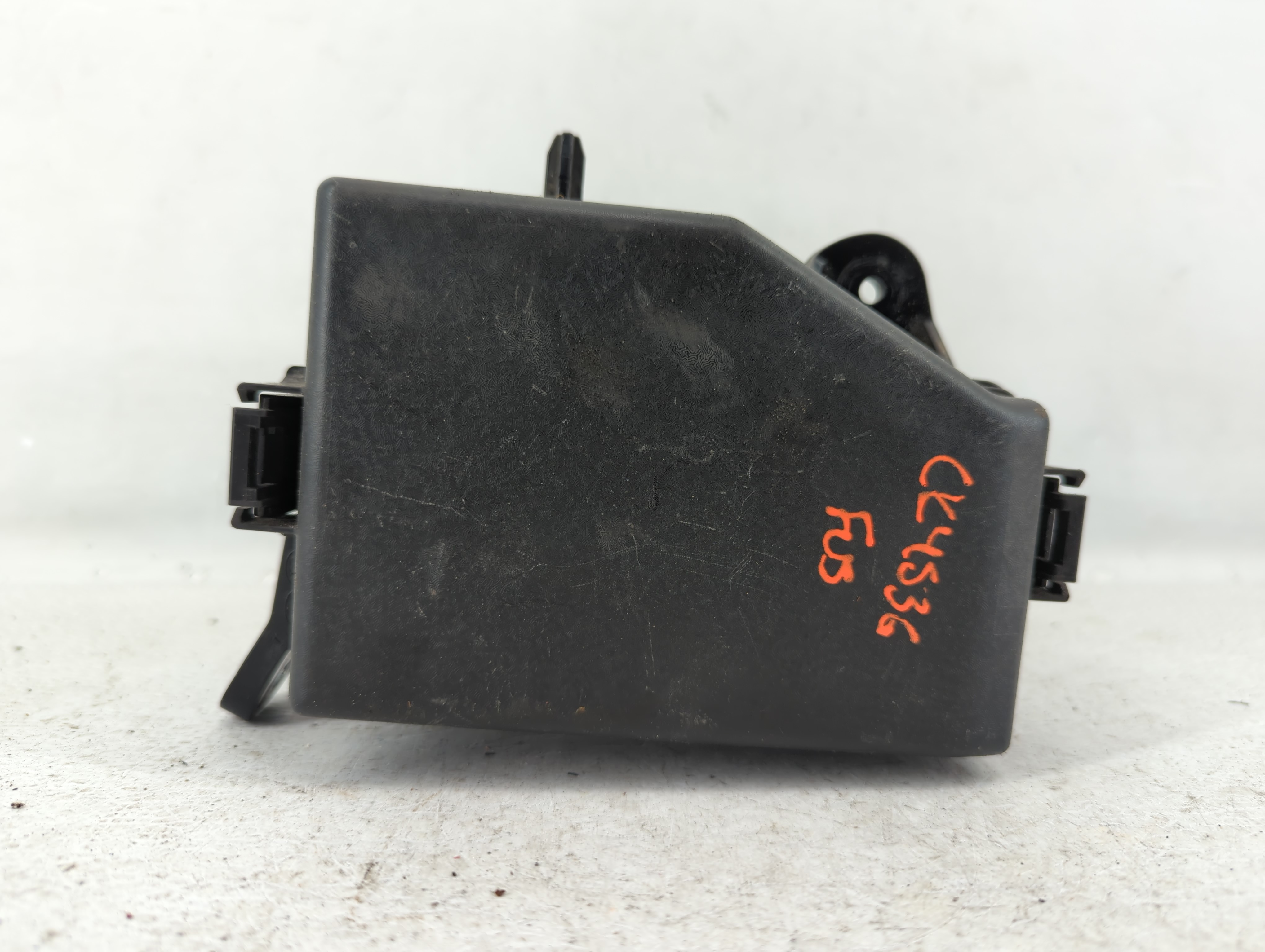 Picture of 2013-2014 Hyundai Accent Fusebox Fuse Box Relay Module 91420-1r761 570011