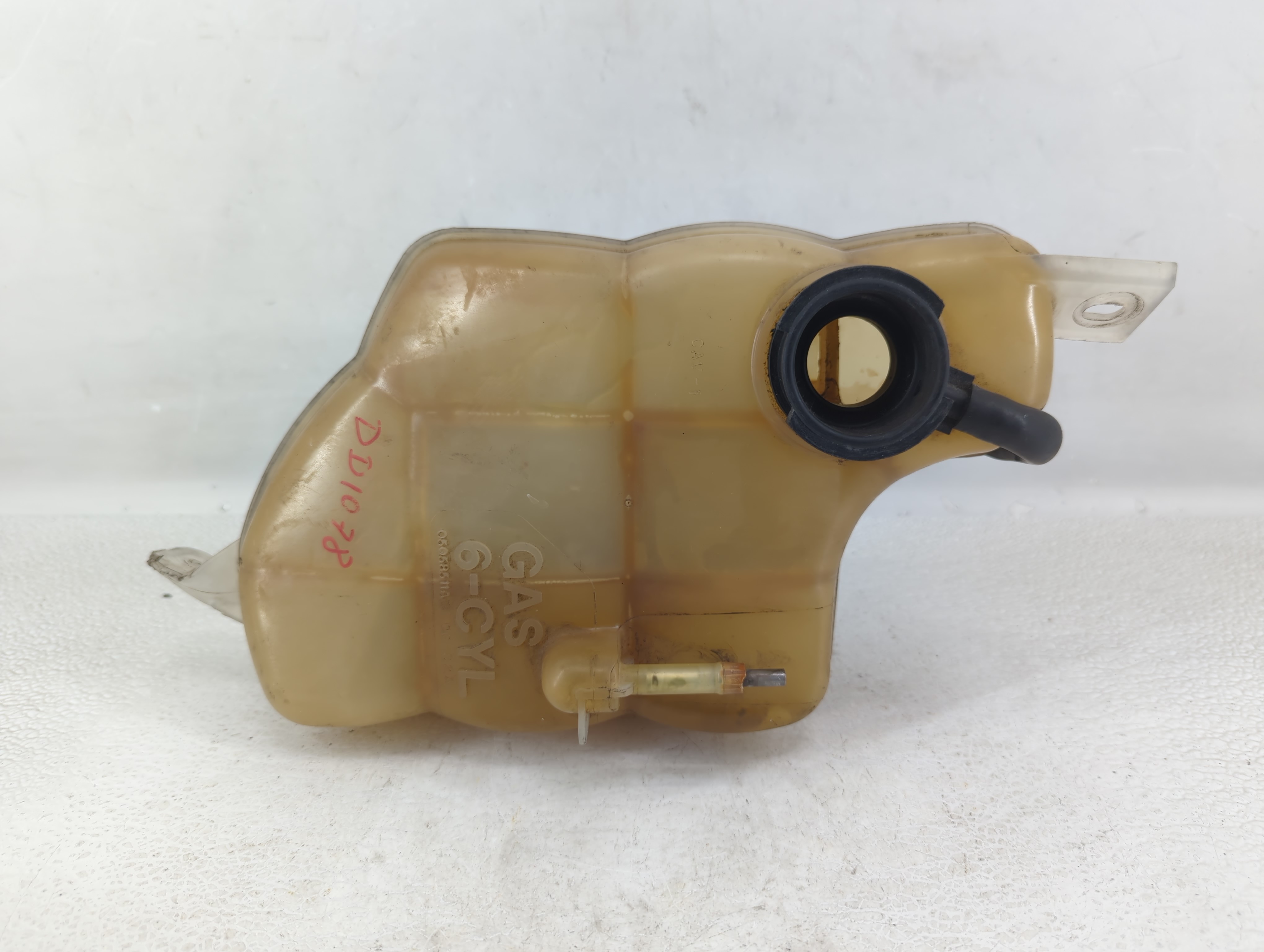 1997 Toyota Corolla Windshield Washer Fluid Reservoir Bottle Oem 570655 - Oemusedautoparts1.com