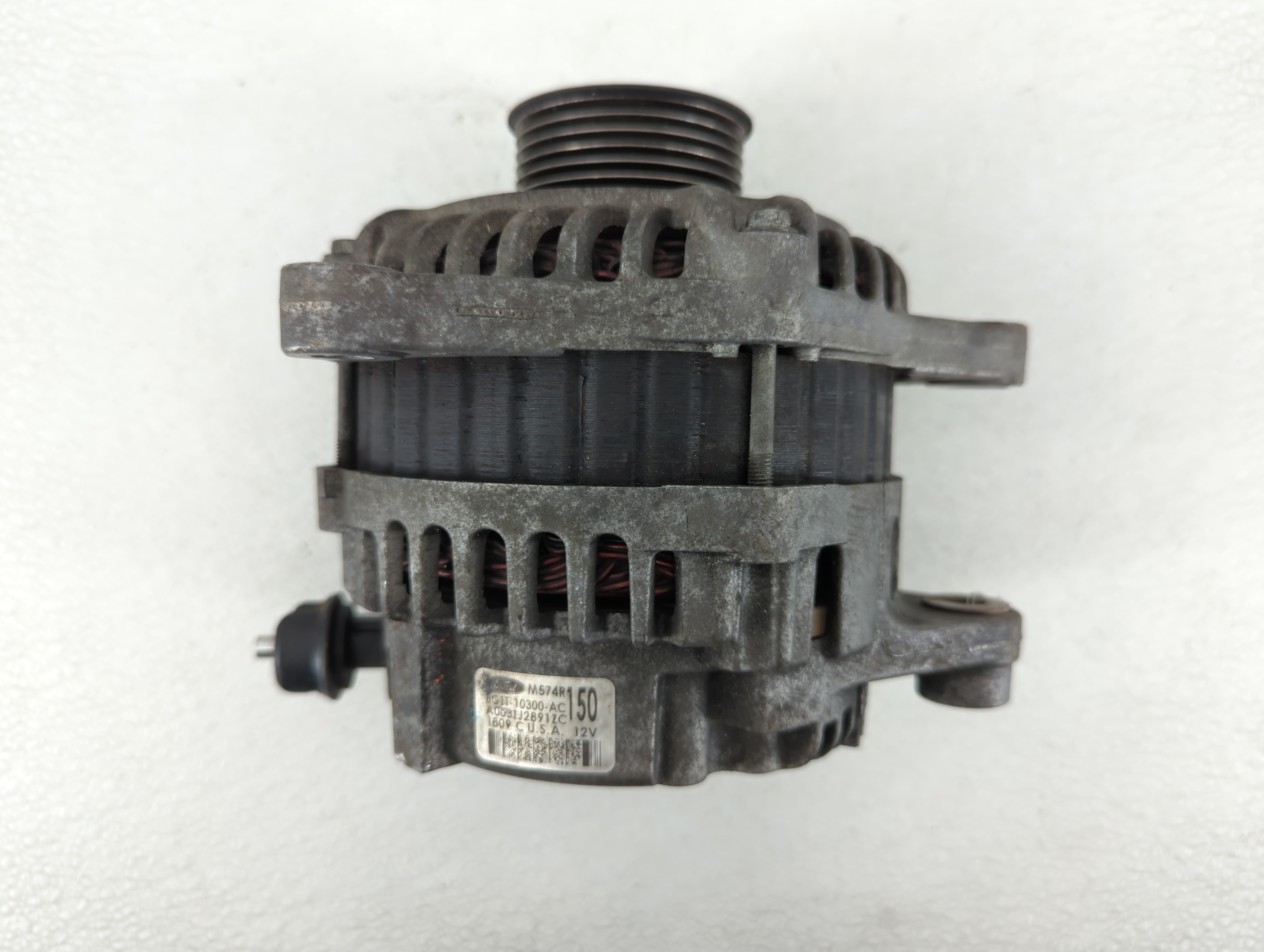 Picture of Volkswagen Campmobile Alternator Generator Charging Assembly Engine Oem 570681