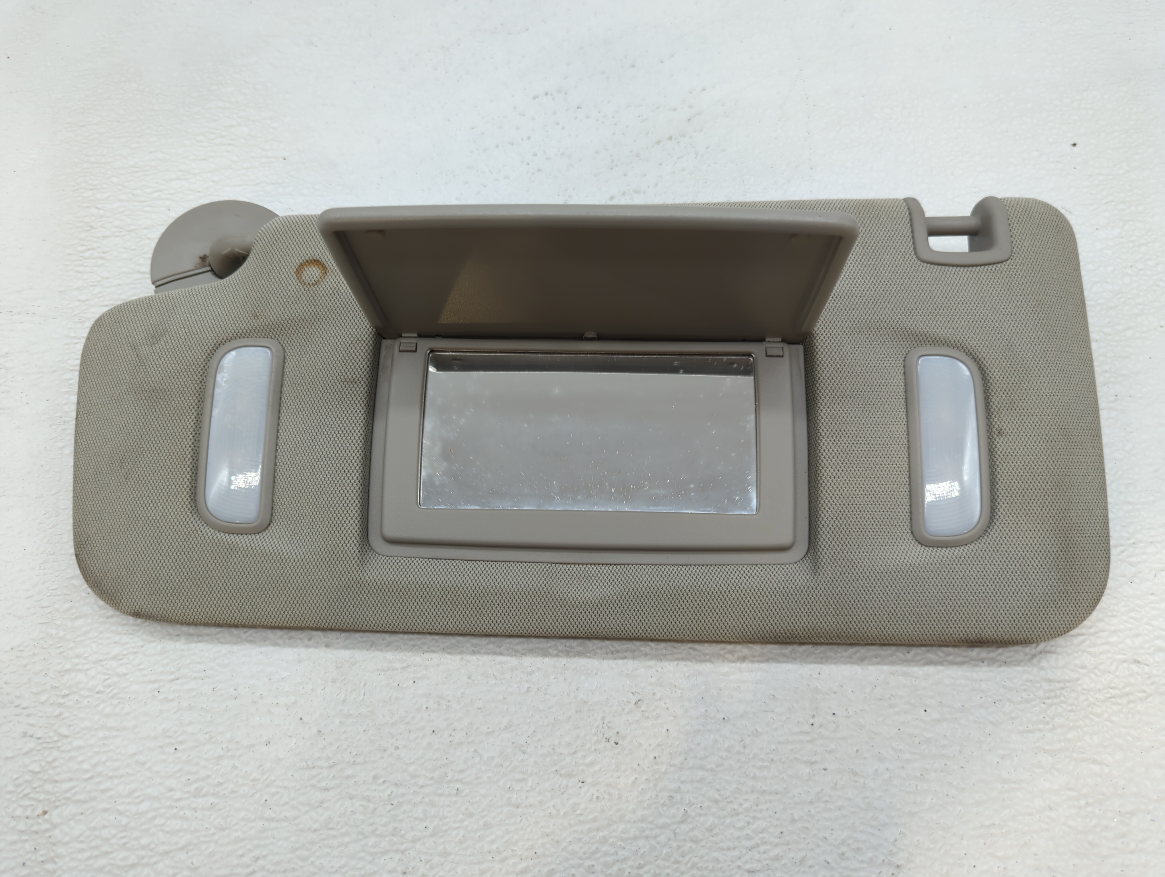 2010-2017 Chevrolet Equinox Driver Sun Visor Mirror Left Sunvisor Gray 570797 - Oemusedautoparts1.com